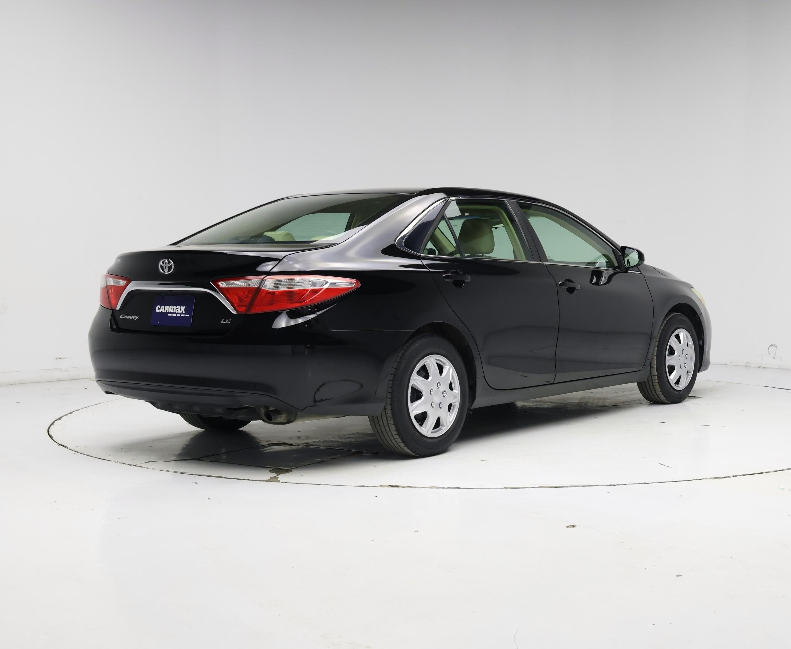 Thumbnail: 2015 Toyota Camry - 8