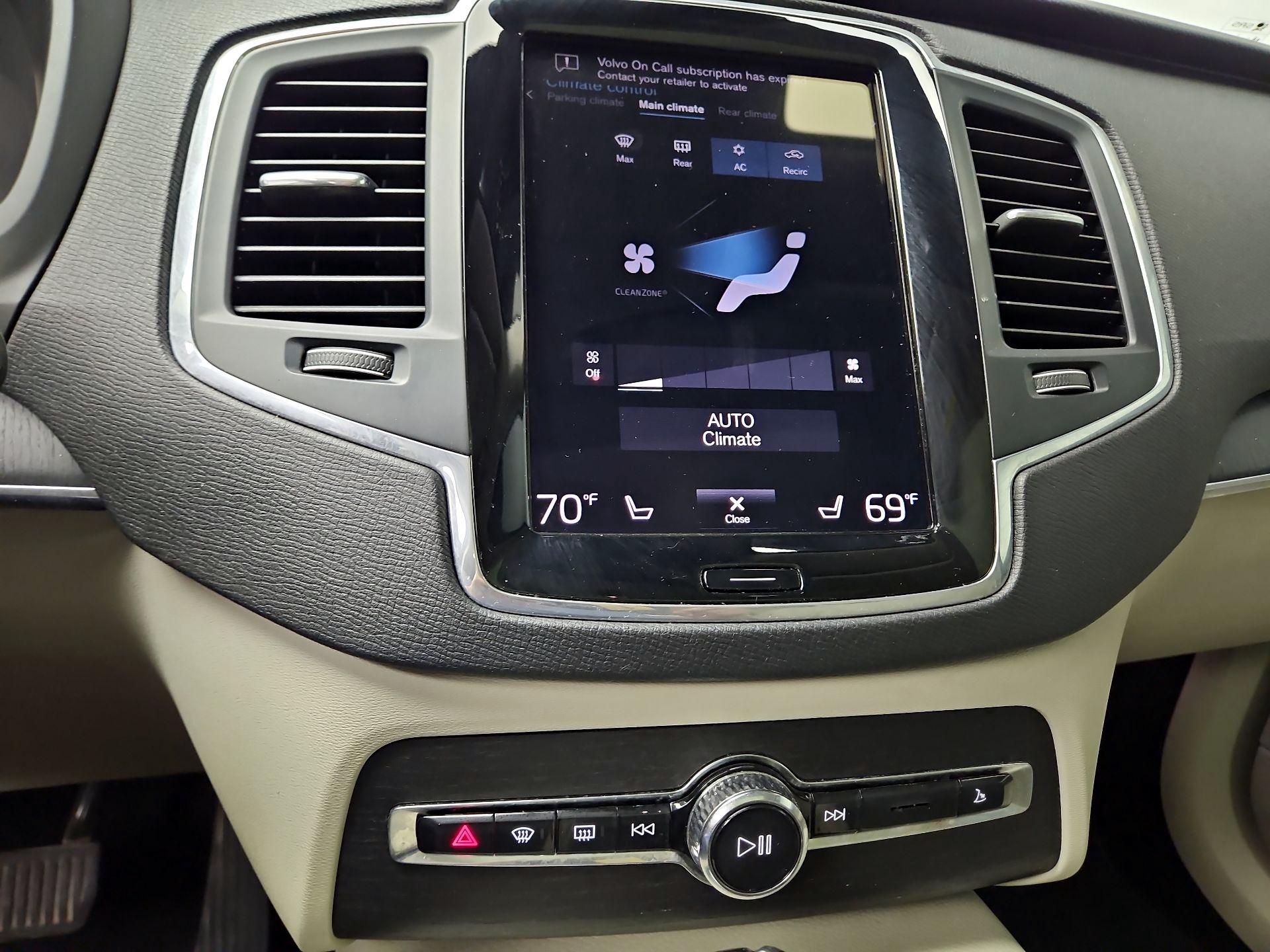 Thumbnail: 2020 Volvo XC90 - 16