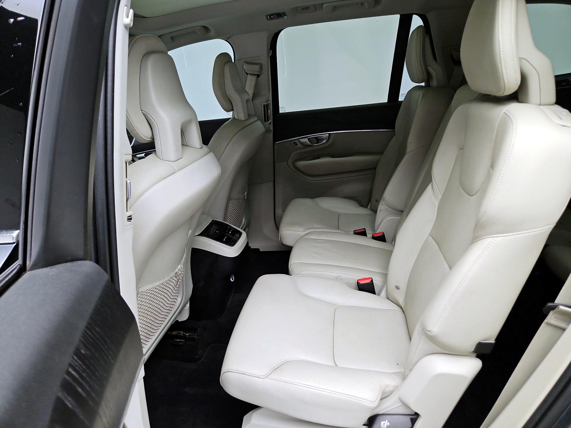Thumbnail: 2020 Volvo XC90 - 20