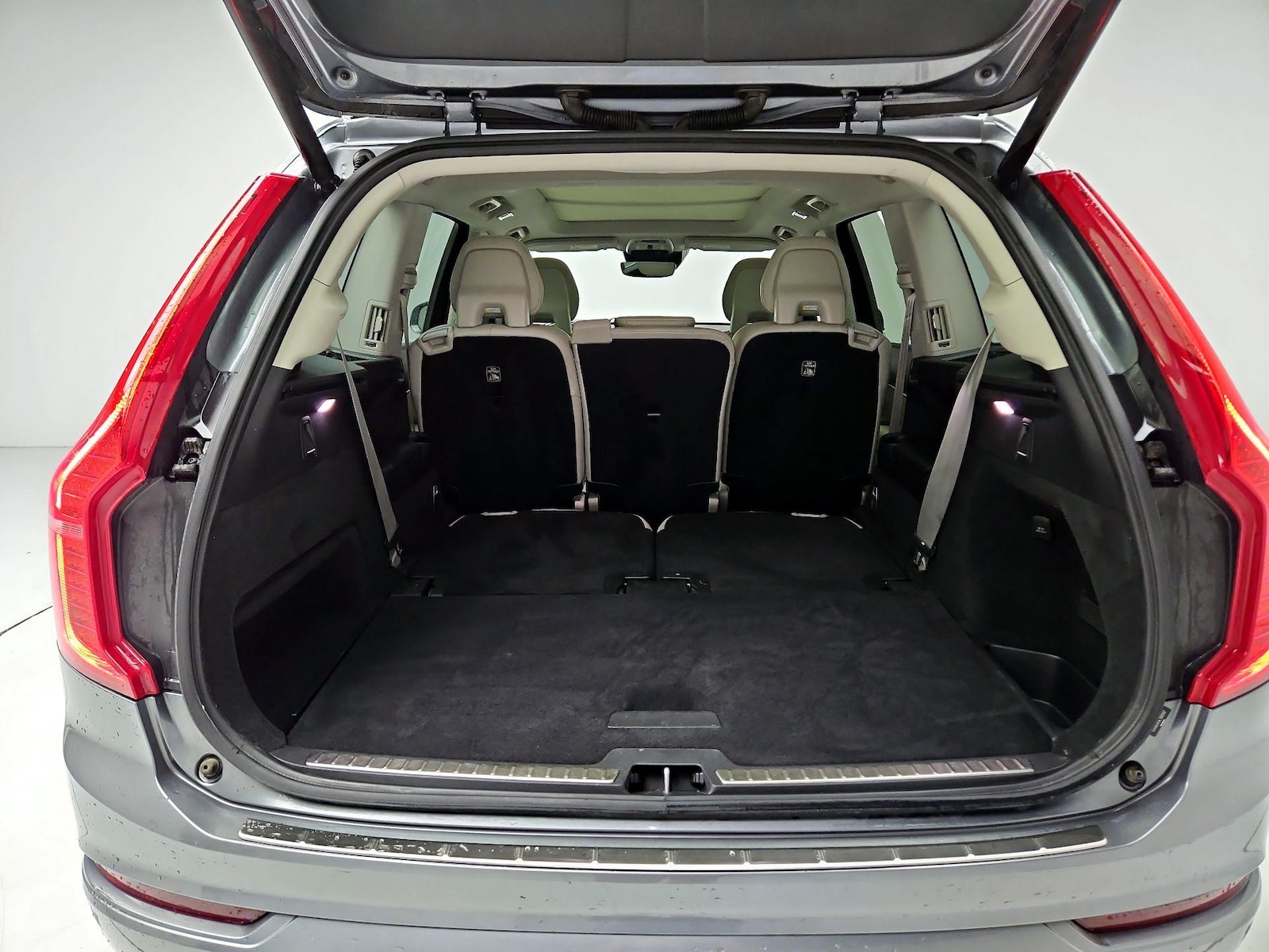 2020 Volvo XC90 Momentum - Photo 24