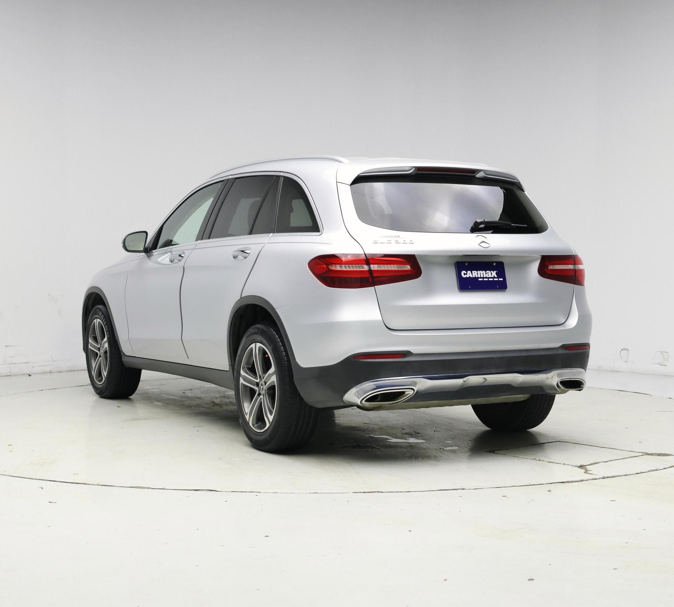 Thumbnail: 2017 Mercedes-Benz GLC - 2