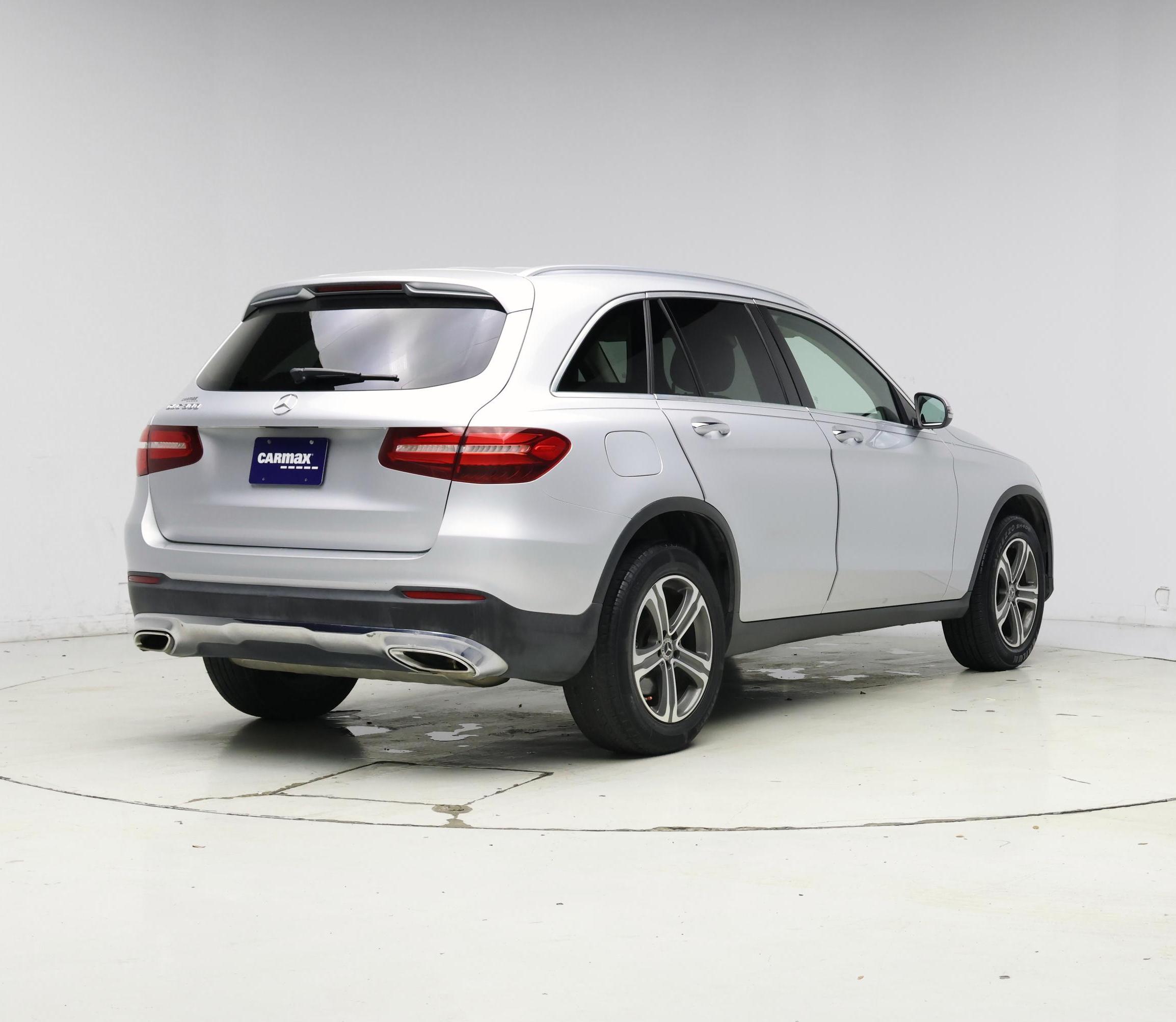Thumbnail: 2017 Mercedes-Benz GLC - 8