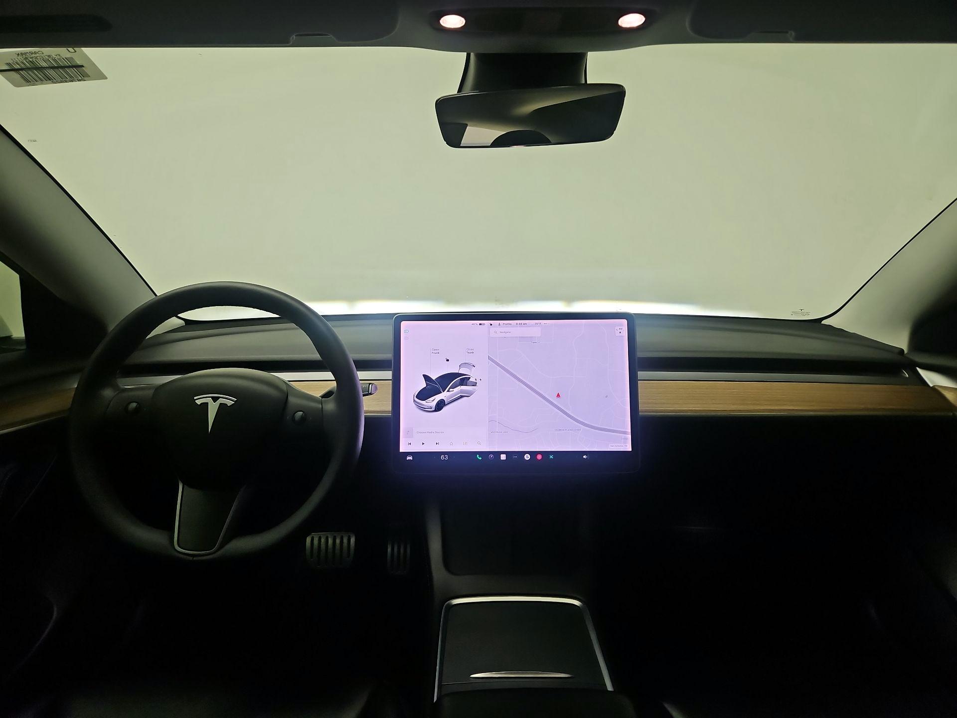 Thumbnail: 2021 Tesla Model 3 - 9