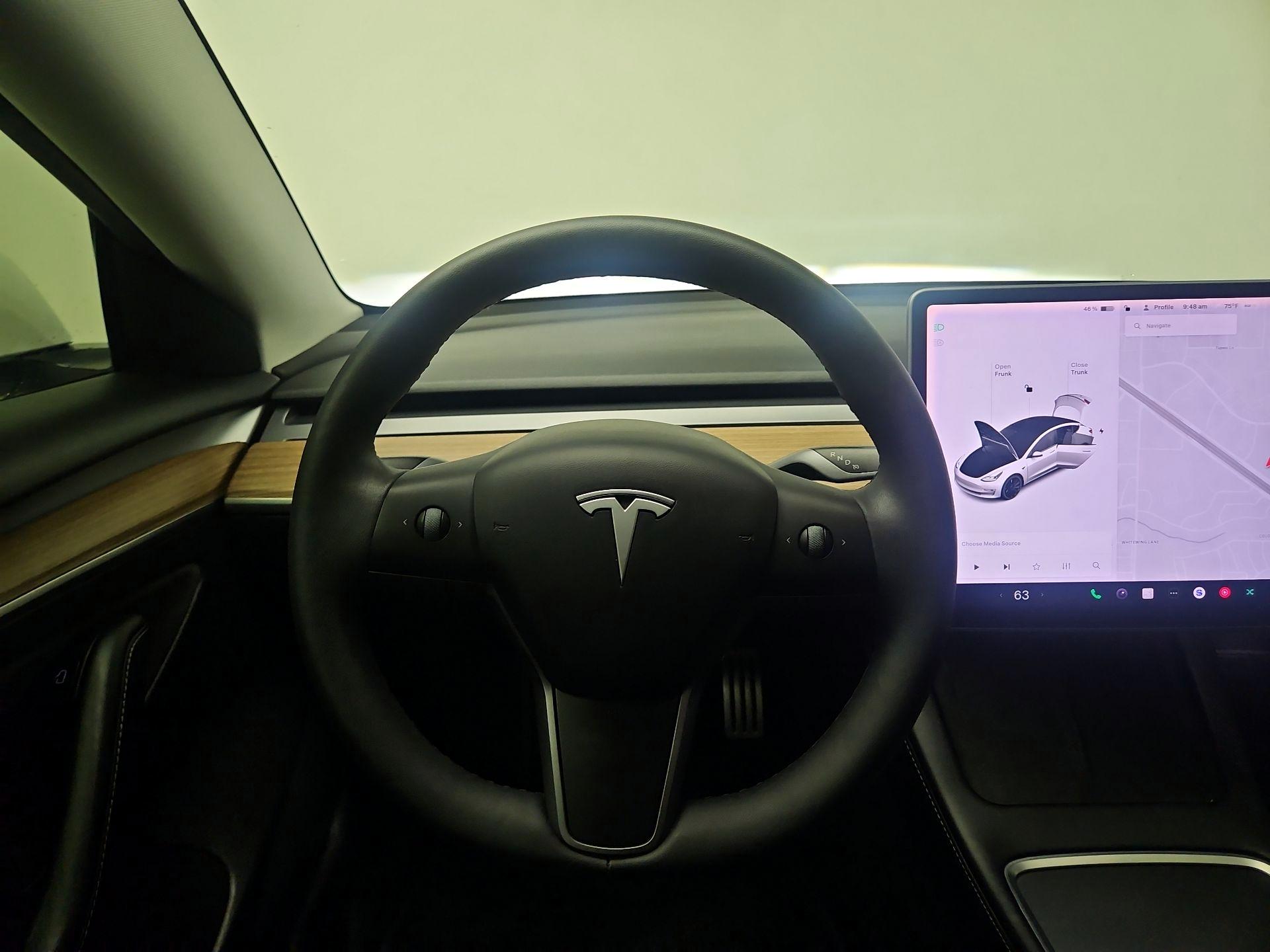 Thumbnail: 2021 Tesla Model 3 - 10