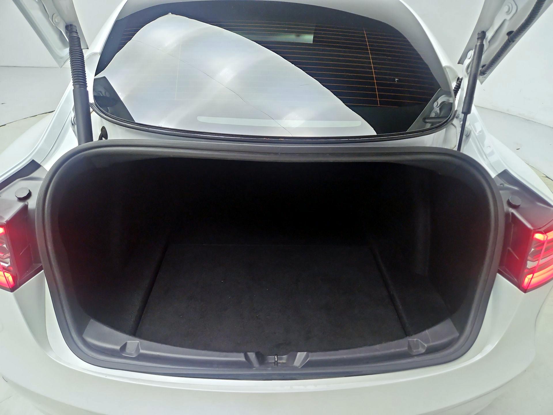 Thumbnail: 2021 Tesla Model 3 - 20