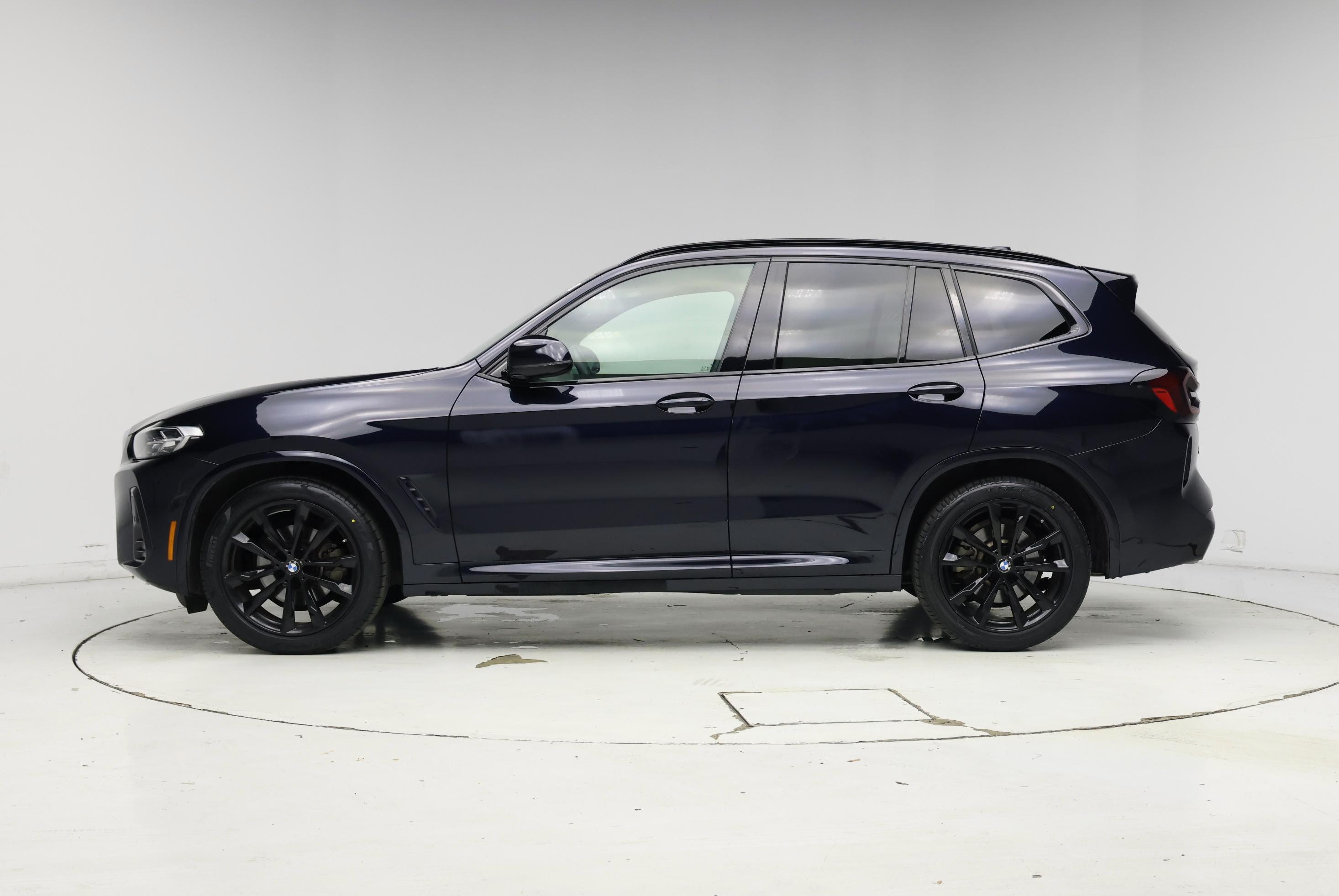 Thumbnail: 2022 BMW X3 - 3