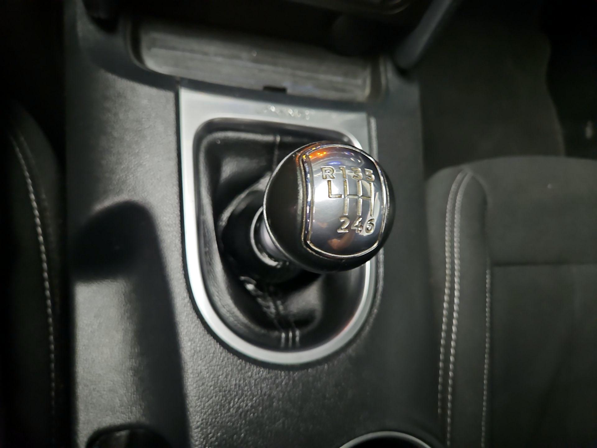 Thumbnail: 2021 Ford Mustang - 17