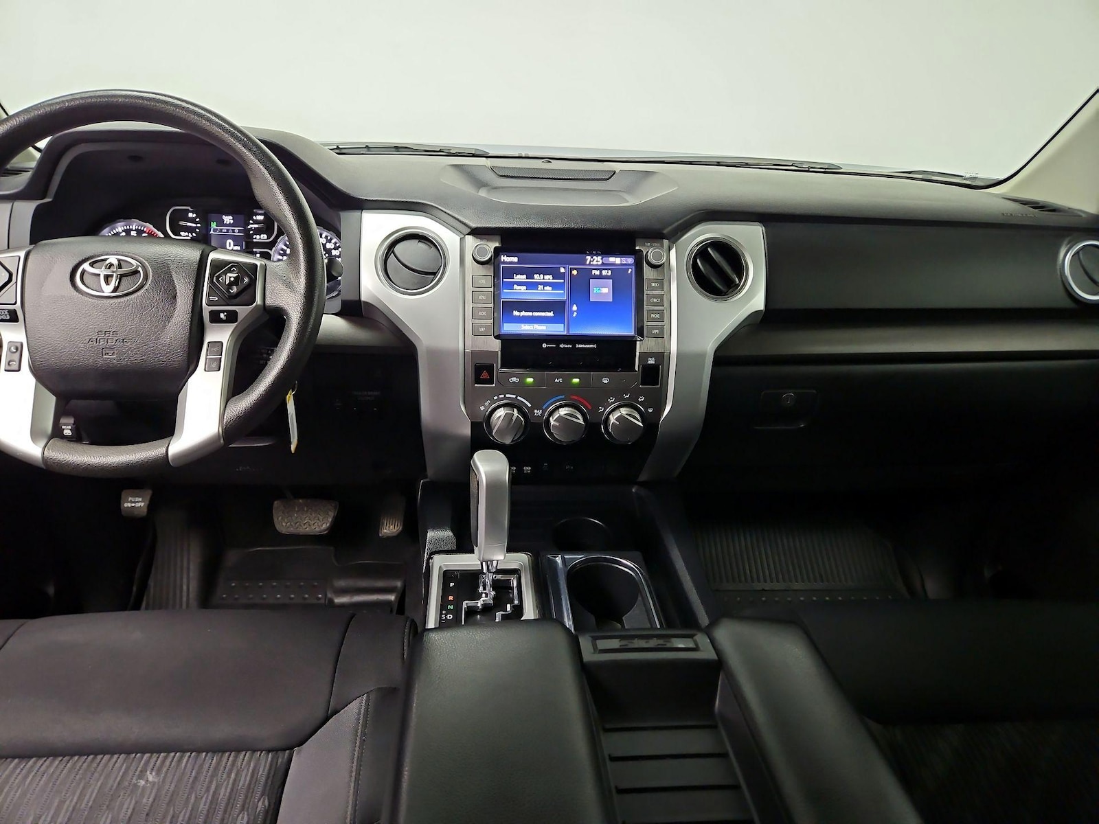2021 Toyota Tundra SR5 - Photo 10