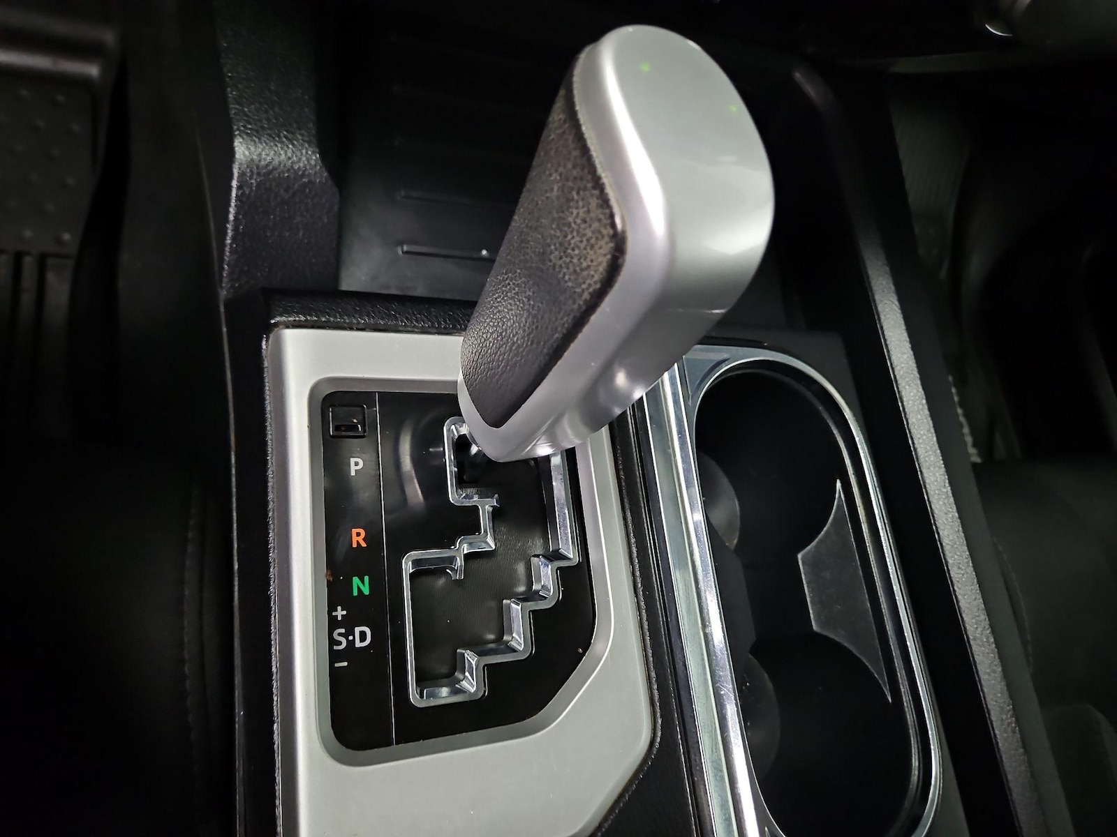 2021 Toyota Tundra SR5 - Photo 18