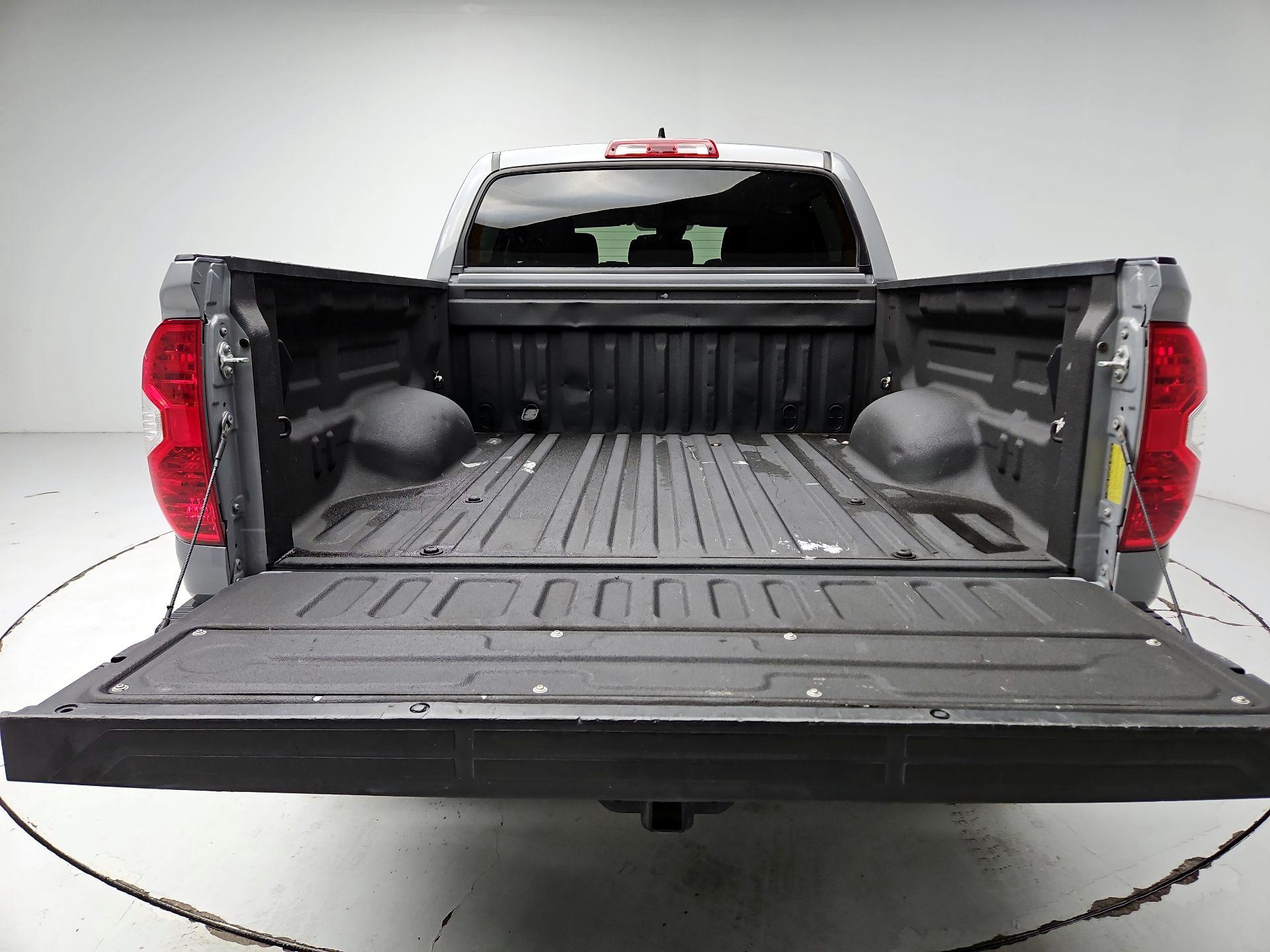 Thumbnail: 2021 Toyota Tundra - 20