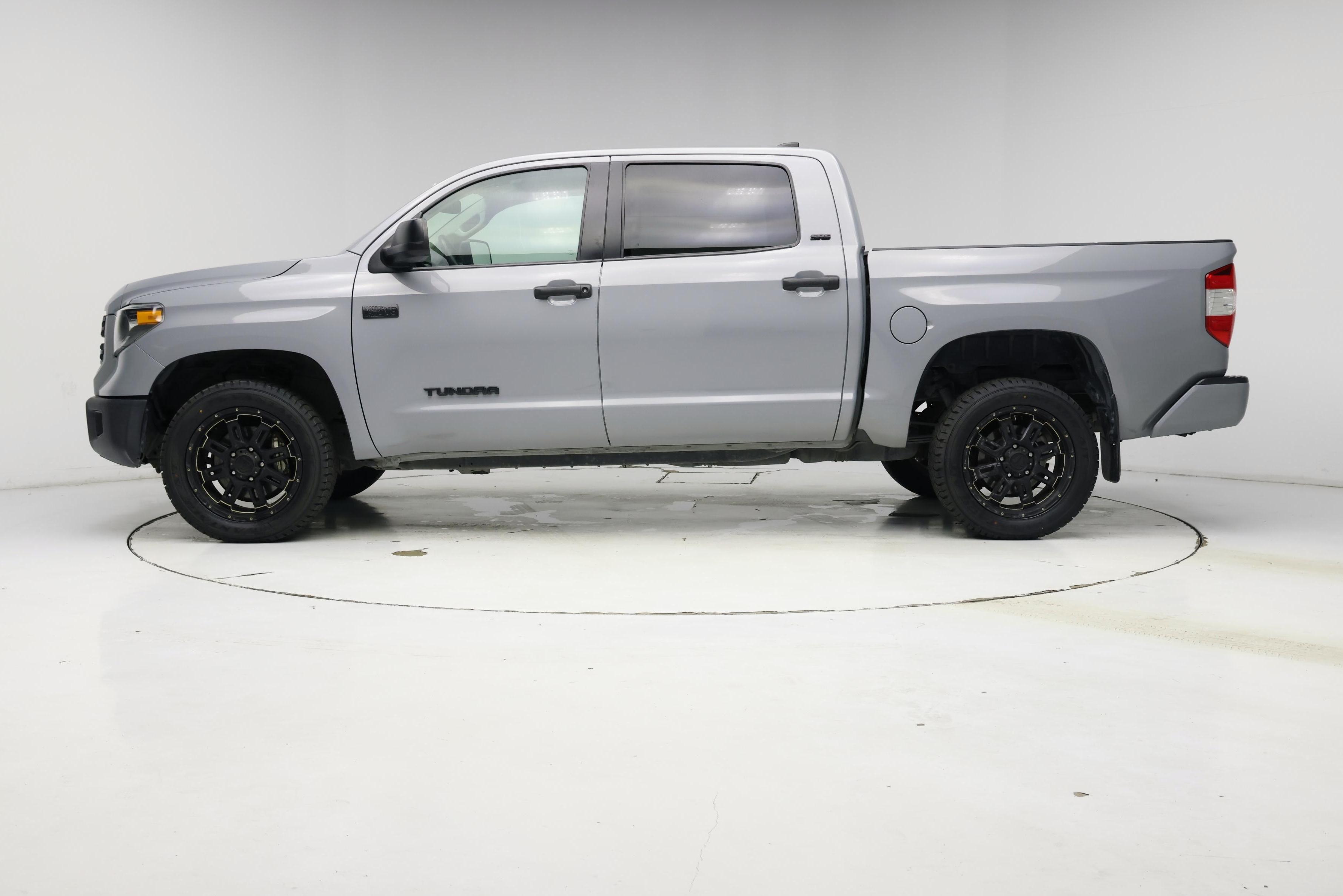 Thumbnail: 2021 Toyota Tundra - 3