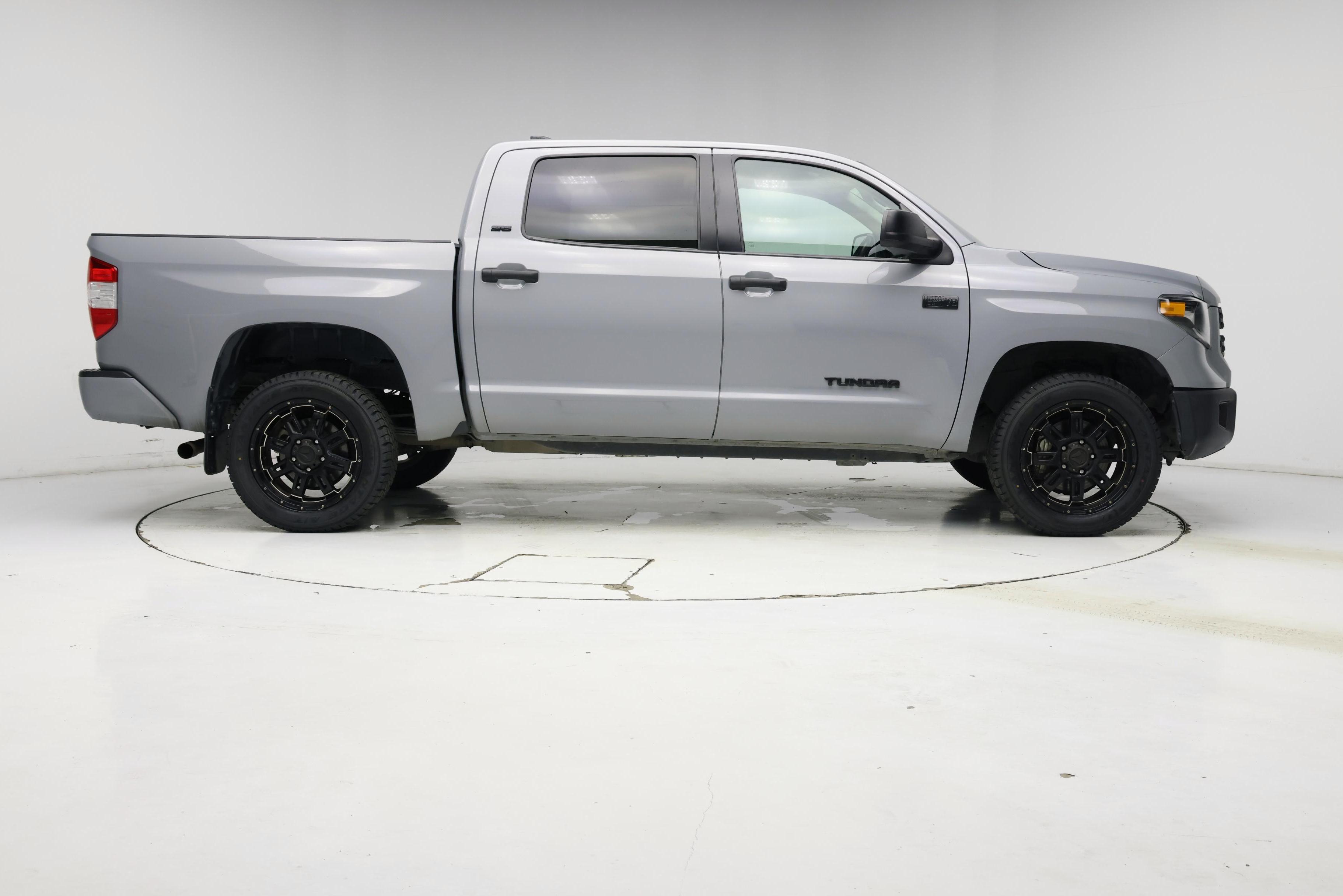 Thumbnail: 2021 Toyota Tundra - 7
