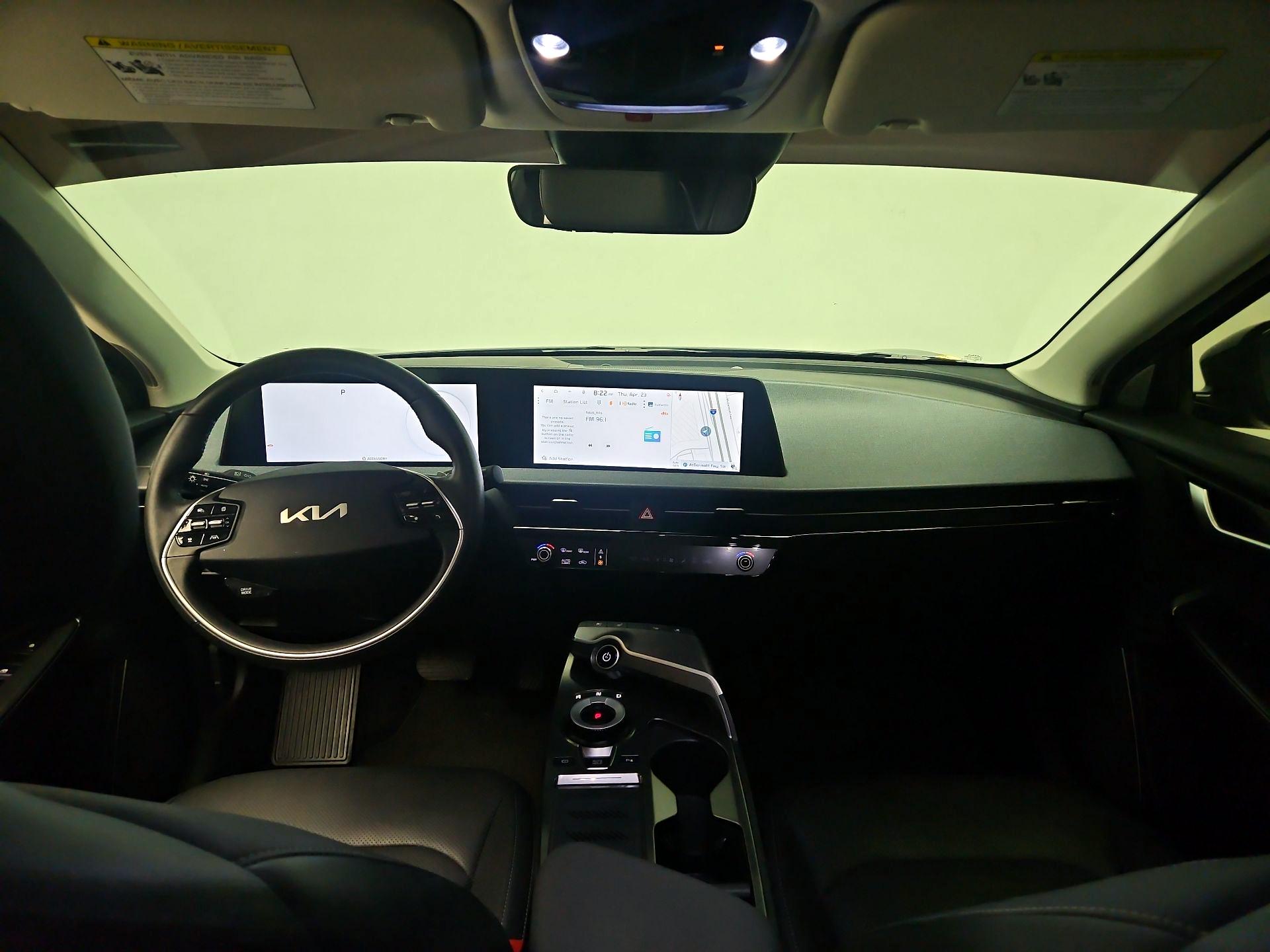Thumbnail: 2022 Kia EV6 - 9