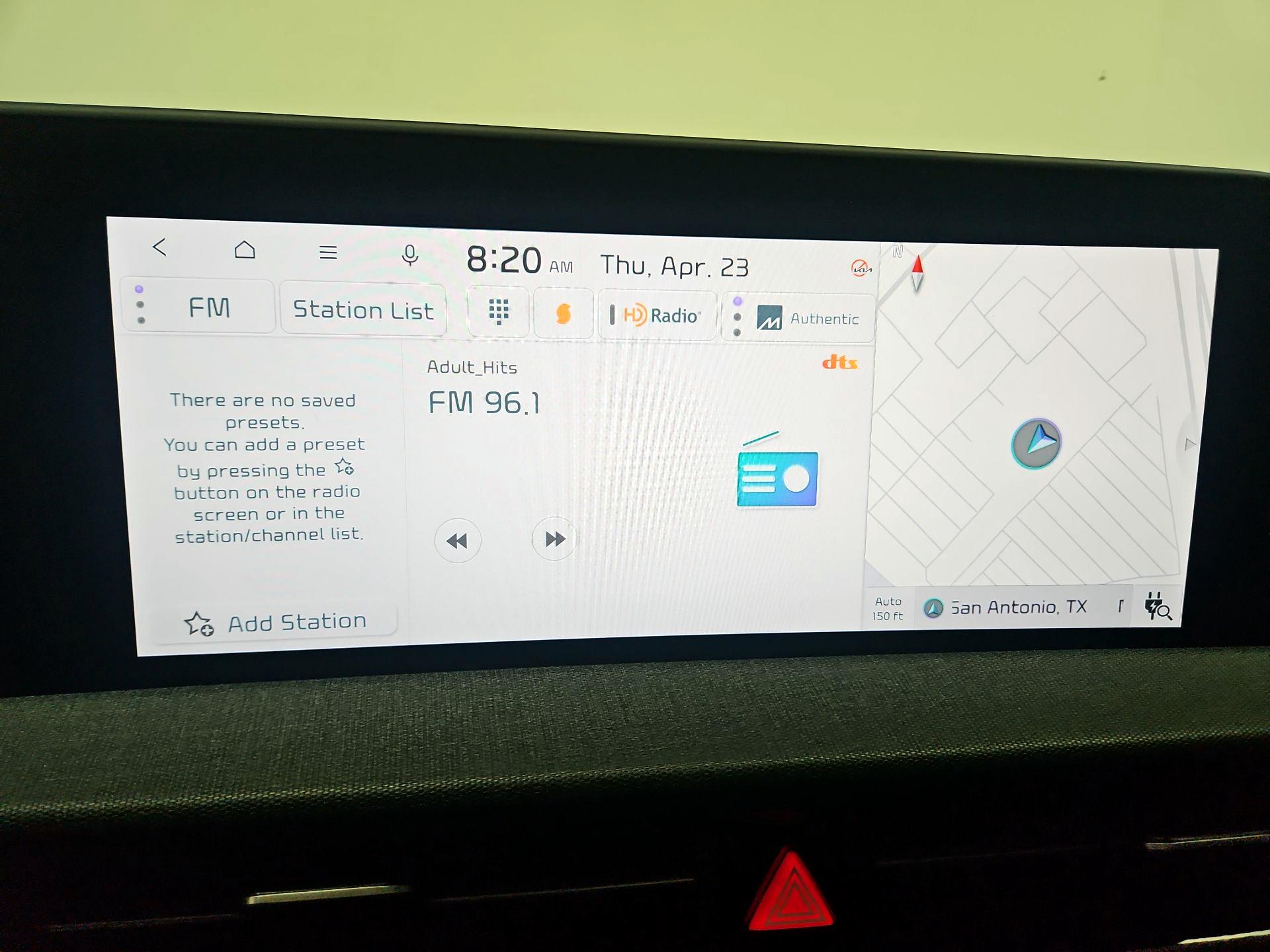 Thumbnail: 2022 Kia EV6 - 16