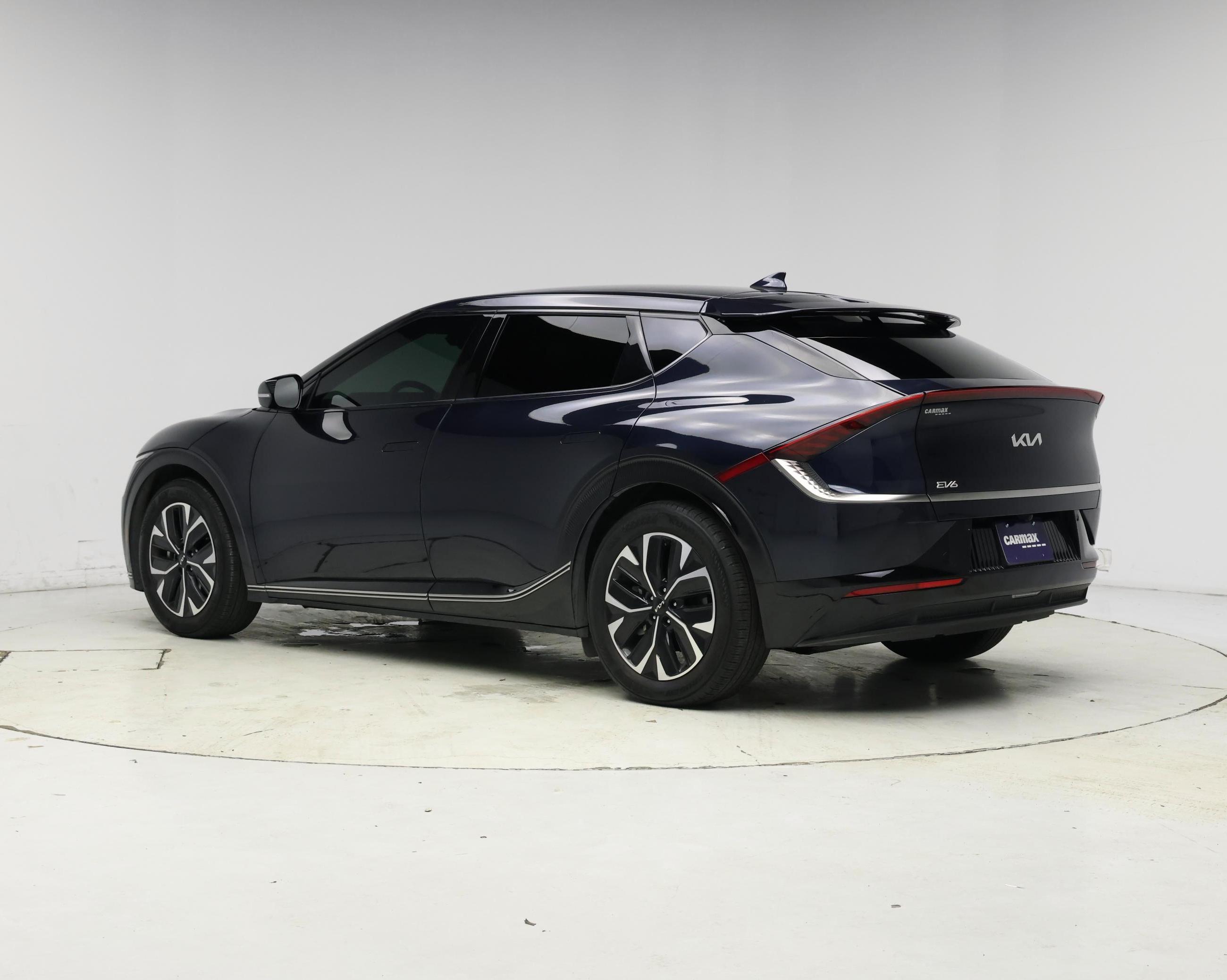 Thumbnail: 2022 Kia EV6 - 2