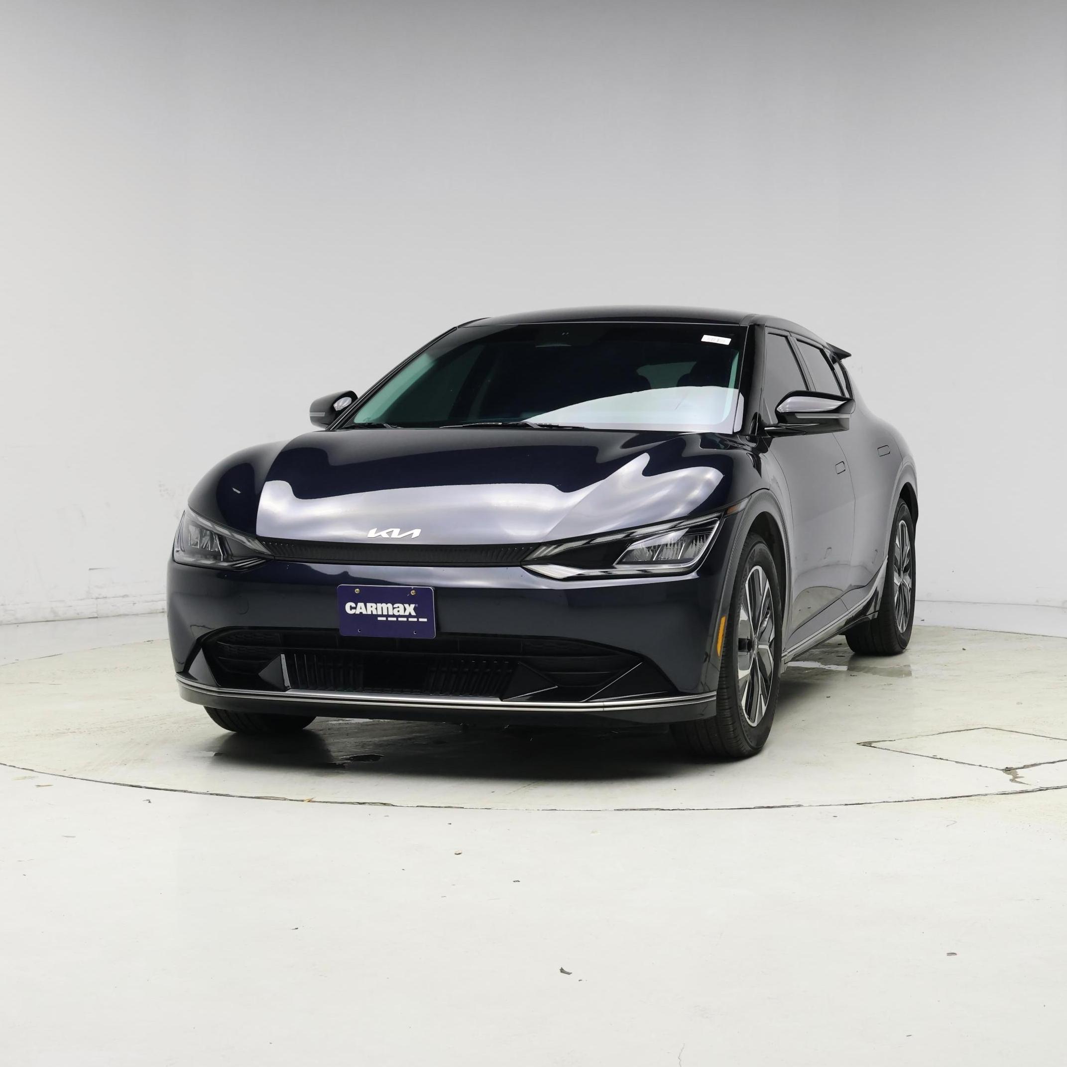 Thumbnail: 2022 Kia EV6 - 4