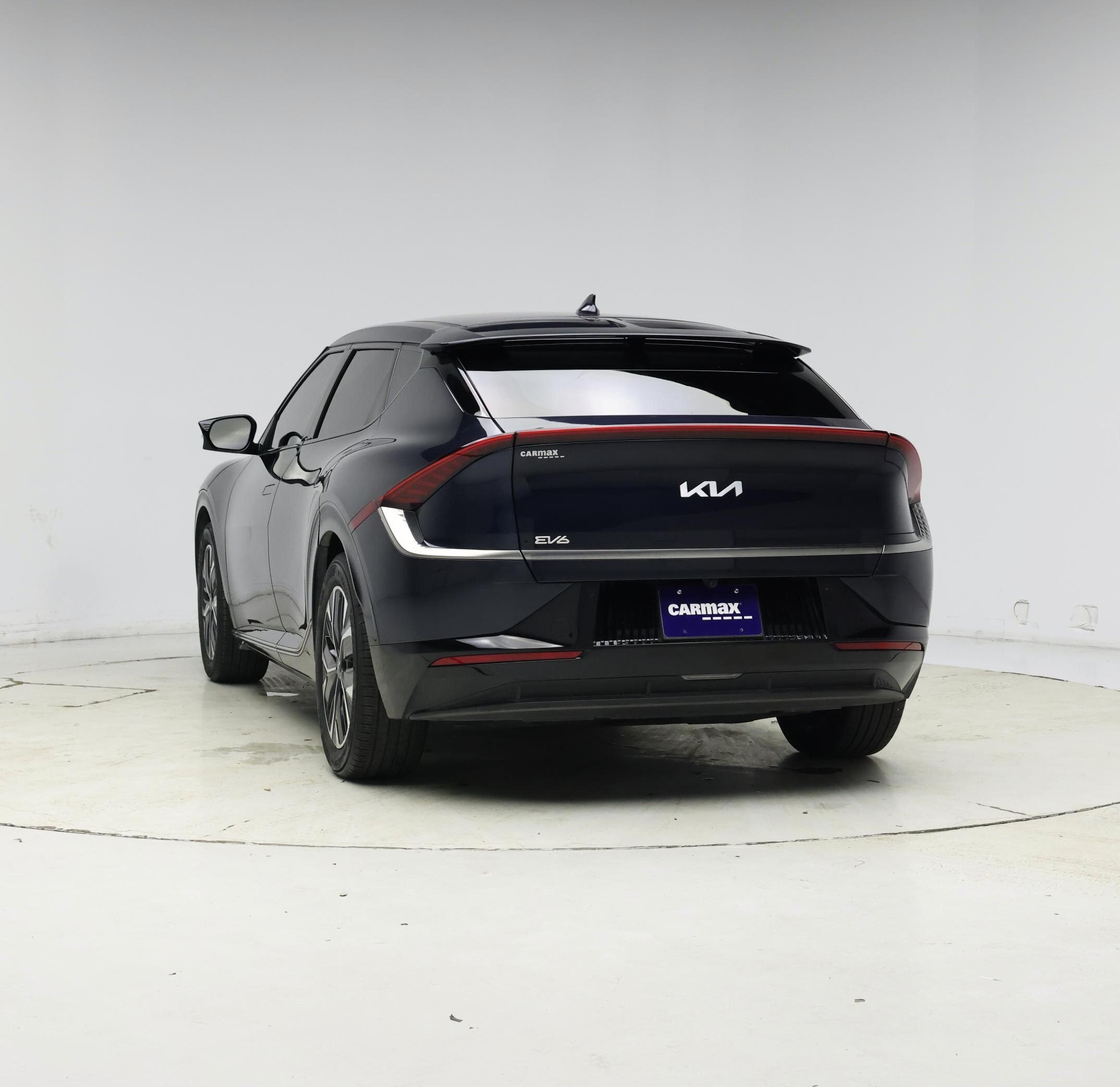 Thumbnail: 2022 Kia EV6 - 6
