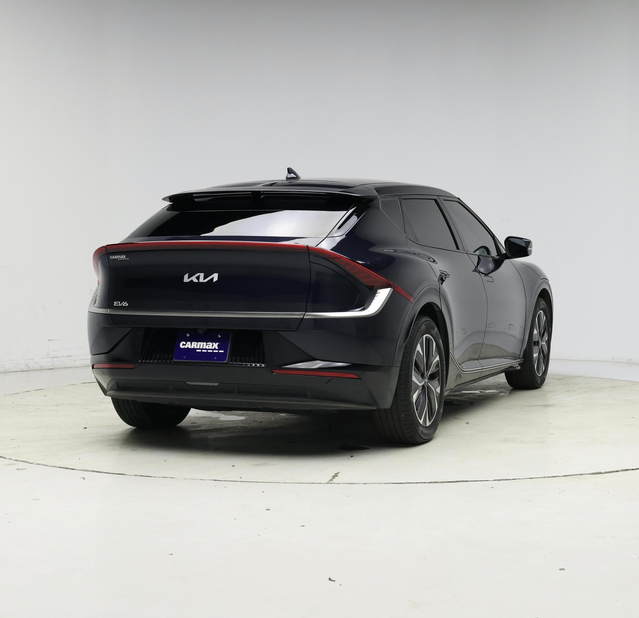 Thumbnail: 2022 Kia EV6 - 8