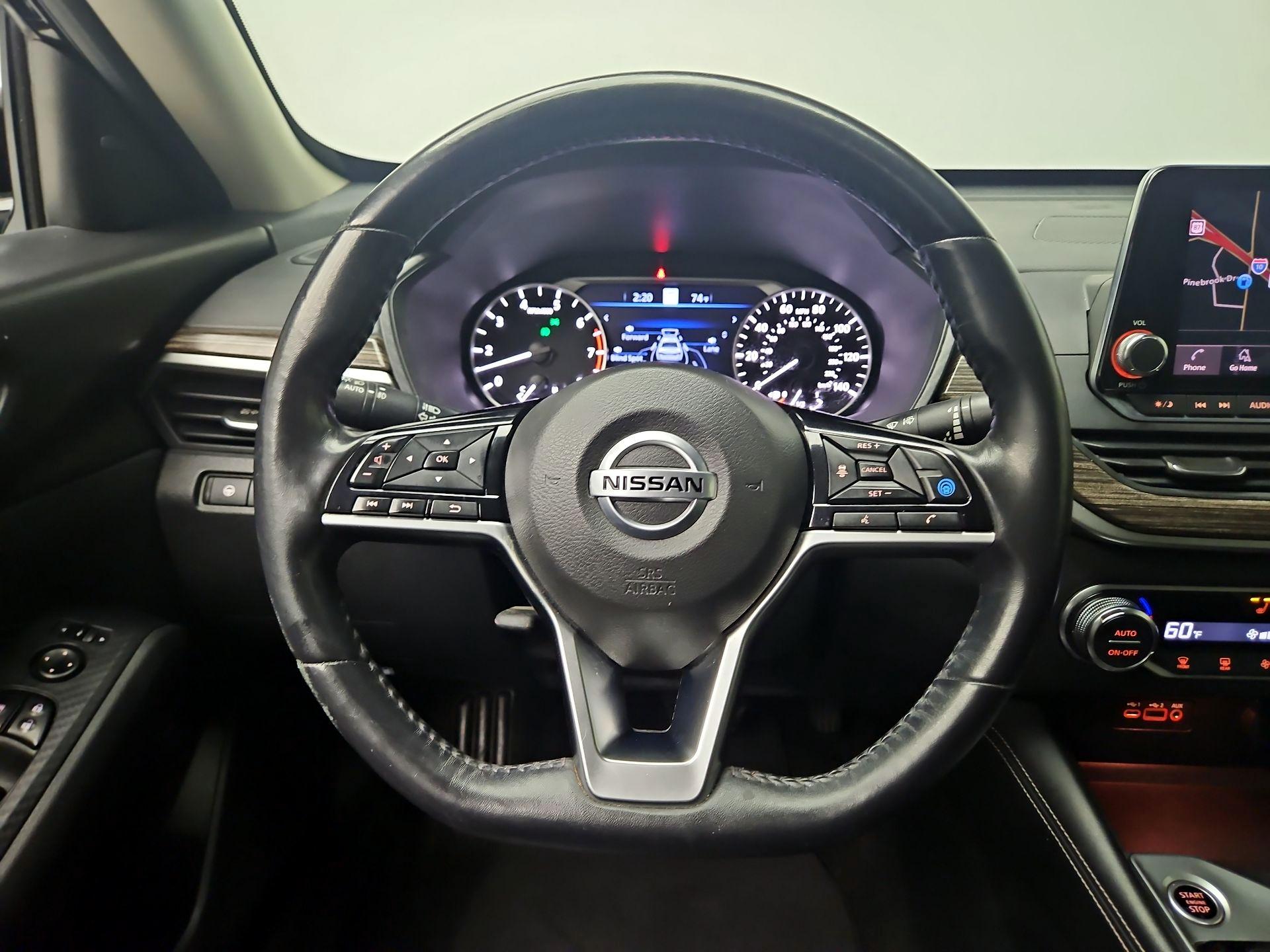 Thumbnail: 2019 Nissan Altima - 10