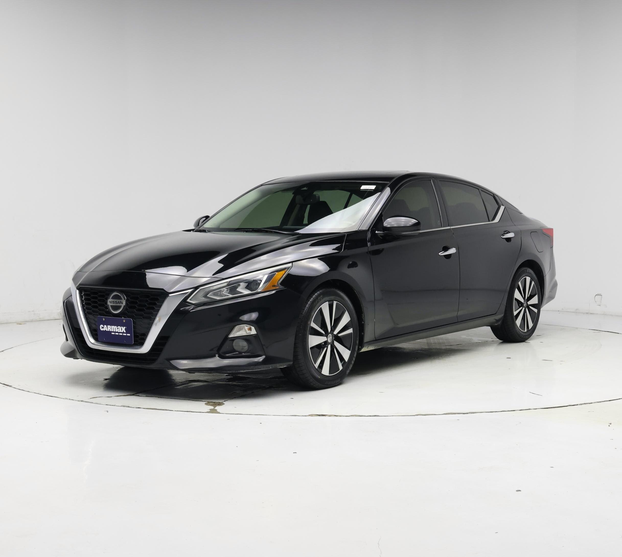 Thumbnail: 2019 Nissan Altima - 4