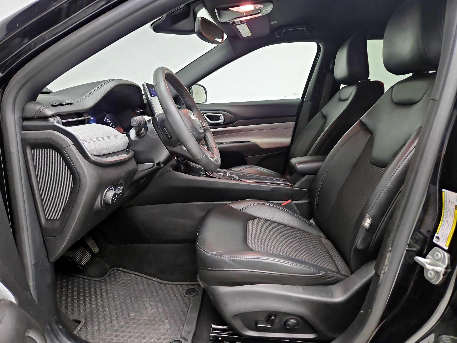 Thumbnail: 2024 Jeep Compass - 11
