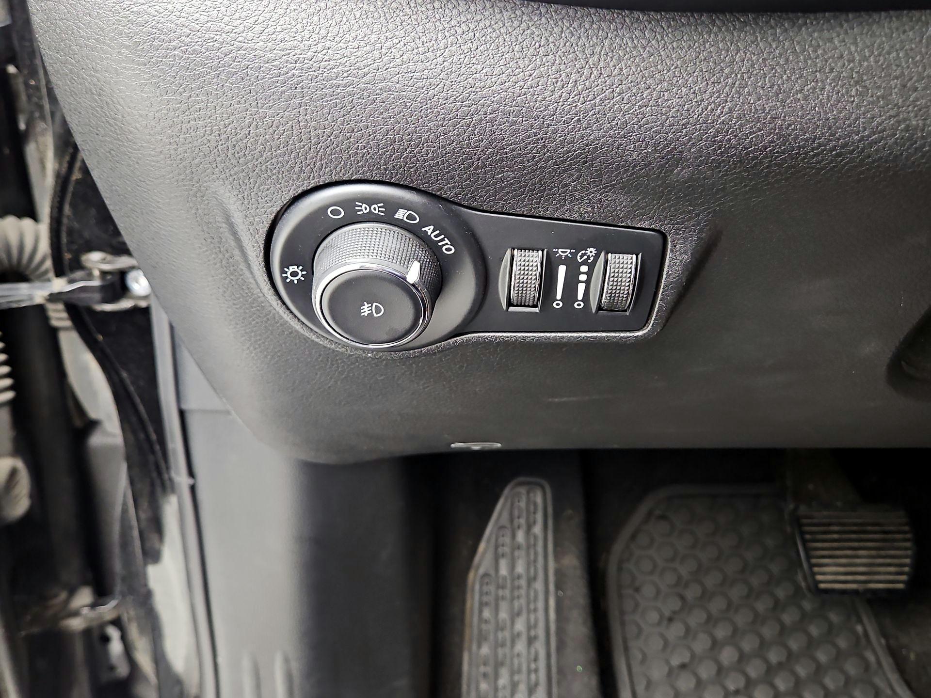 Thumbnail: 2024 Jeep Compass - 13