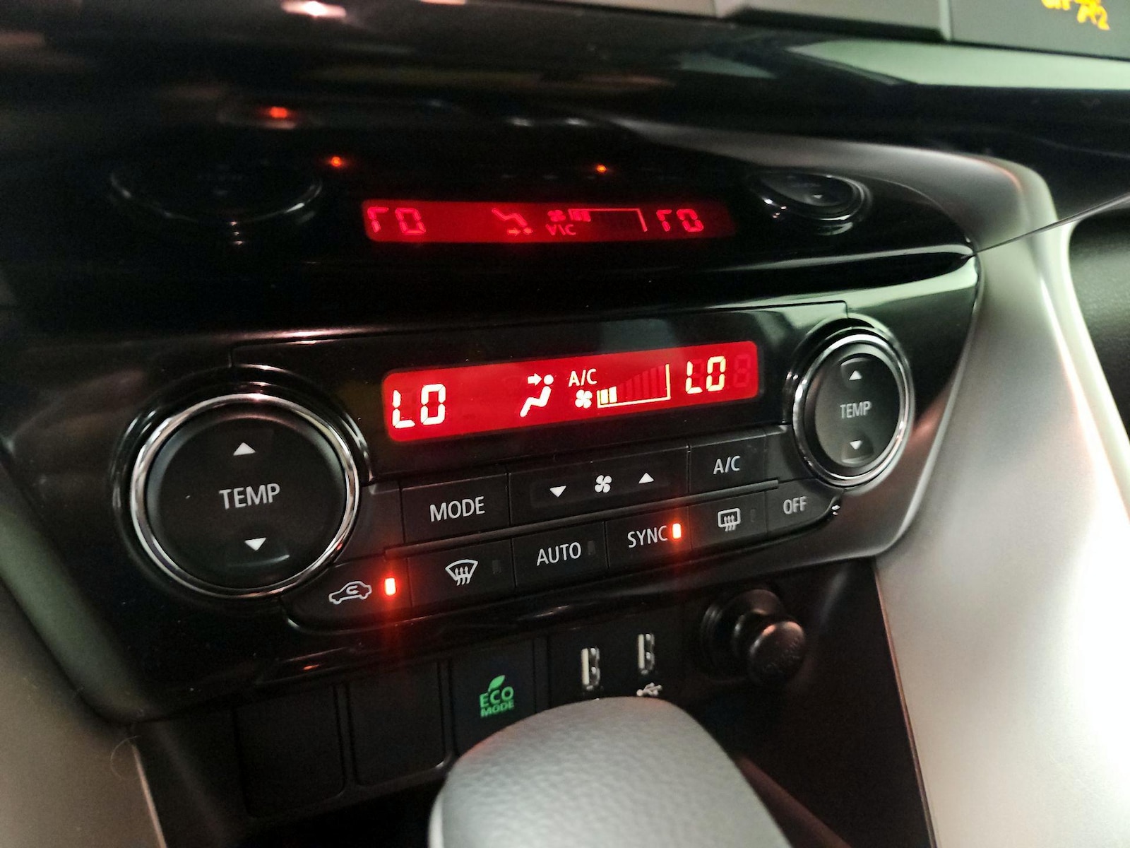 2024 Mitsubishi Eclipse Cross SE - Photo 18