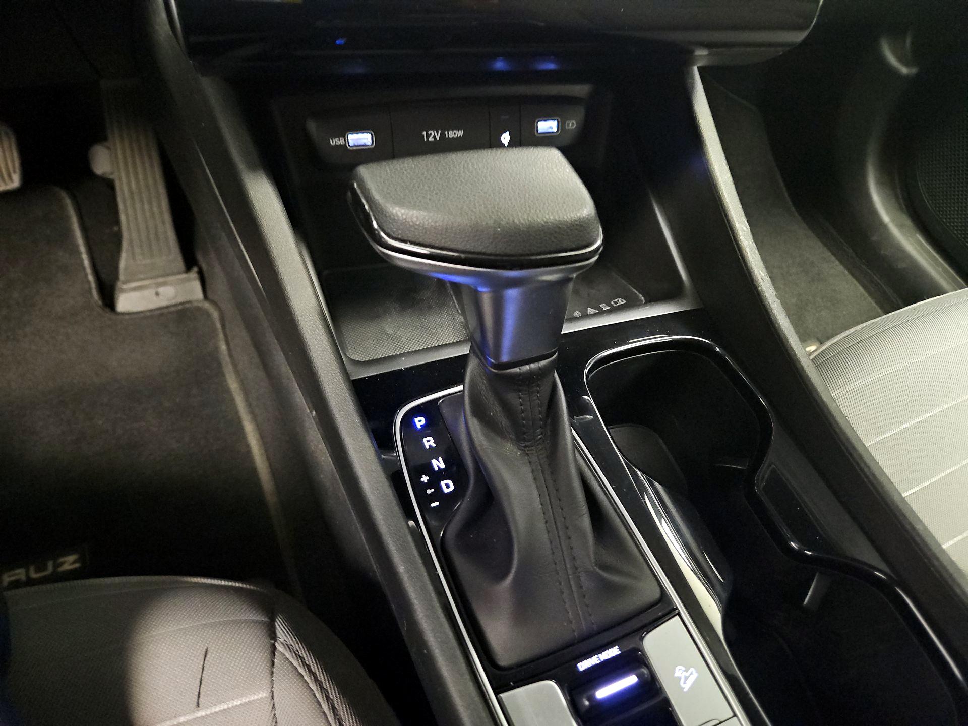 Thumbnail: 2022 Hyundai Santa Cruz - 17