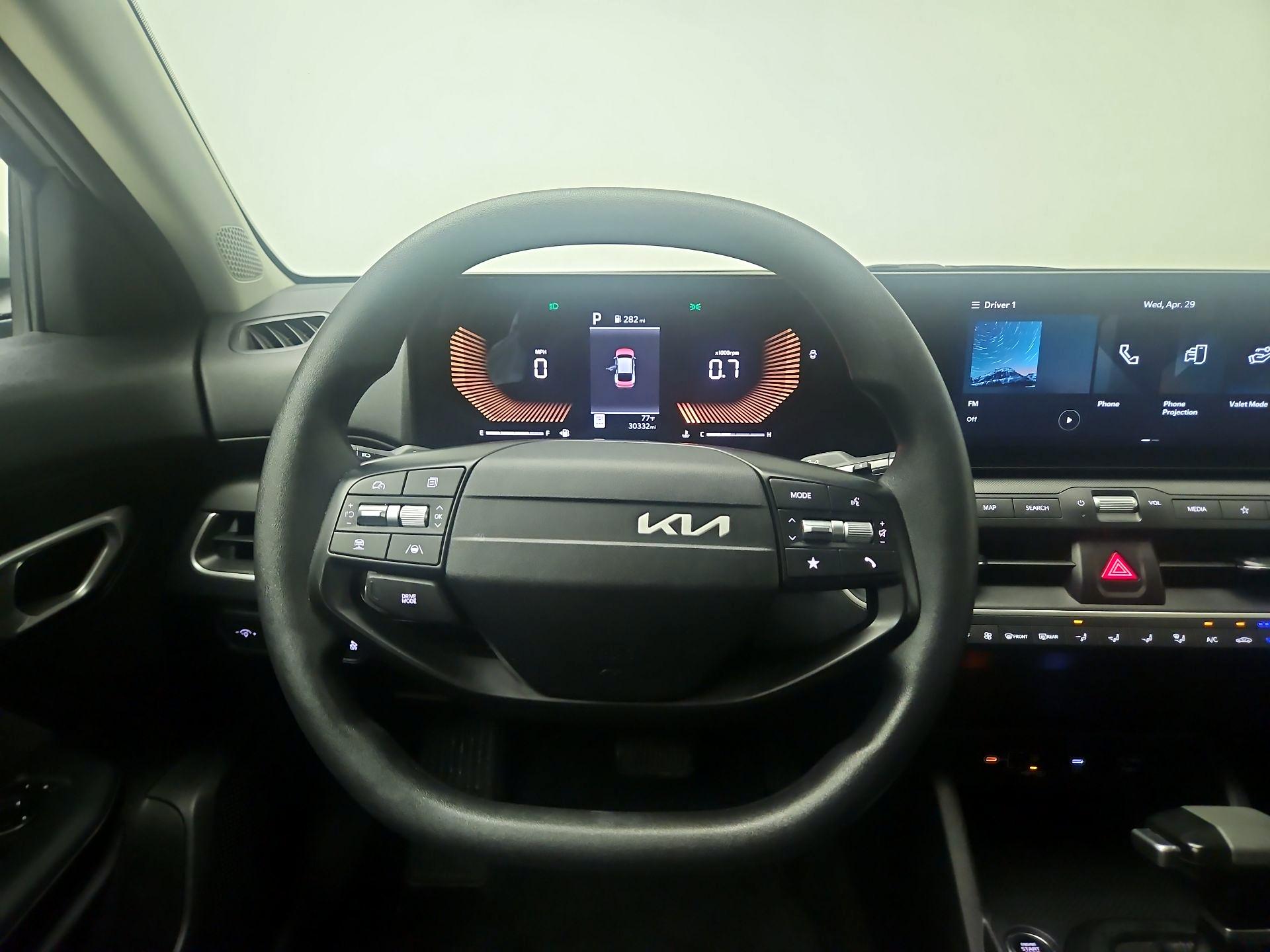 Thumbnail: 2025 Kia K4 - 10