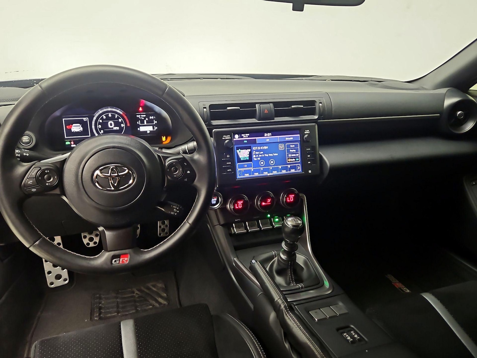 2024 Toyota GR86 Premium - Photo 10