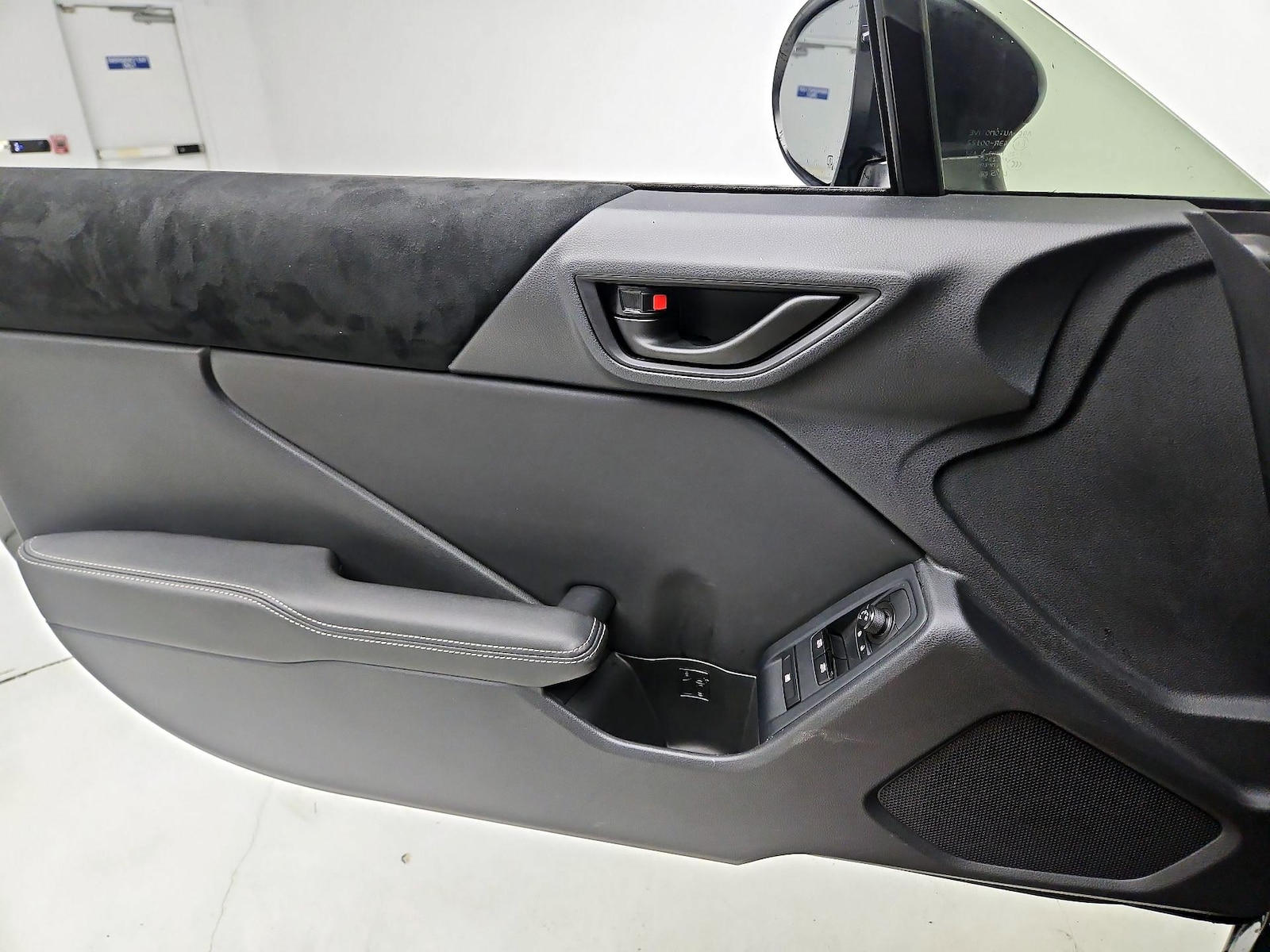 2024 Toyota GR86 Premium - Photo 13