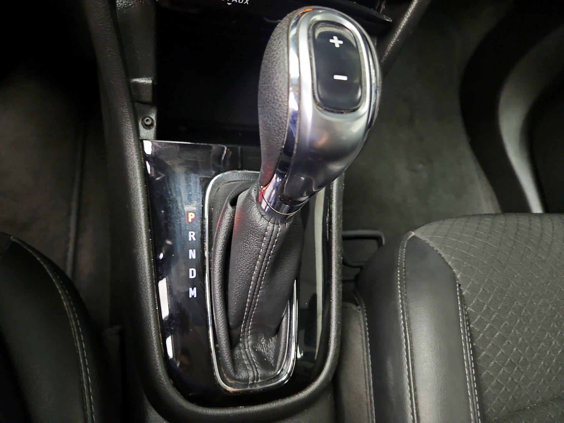 Thumbnail: 2019 Buick Encore - 17