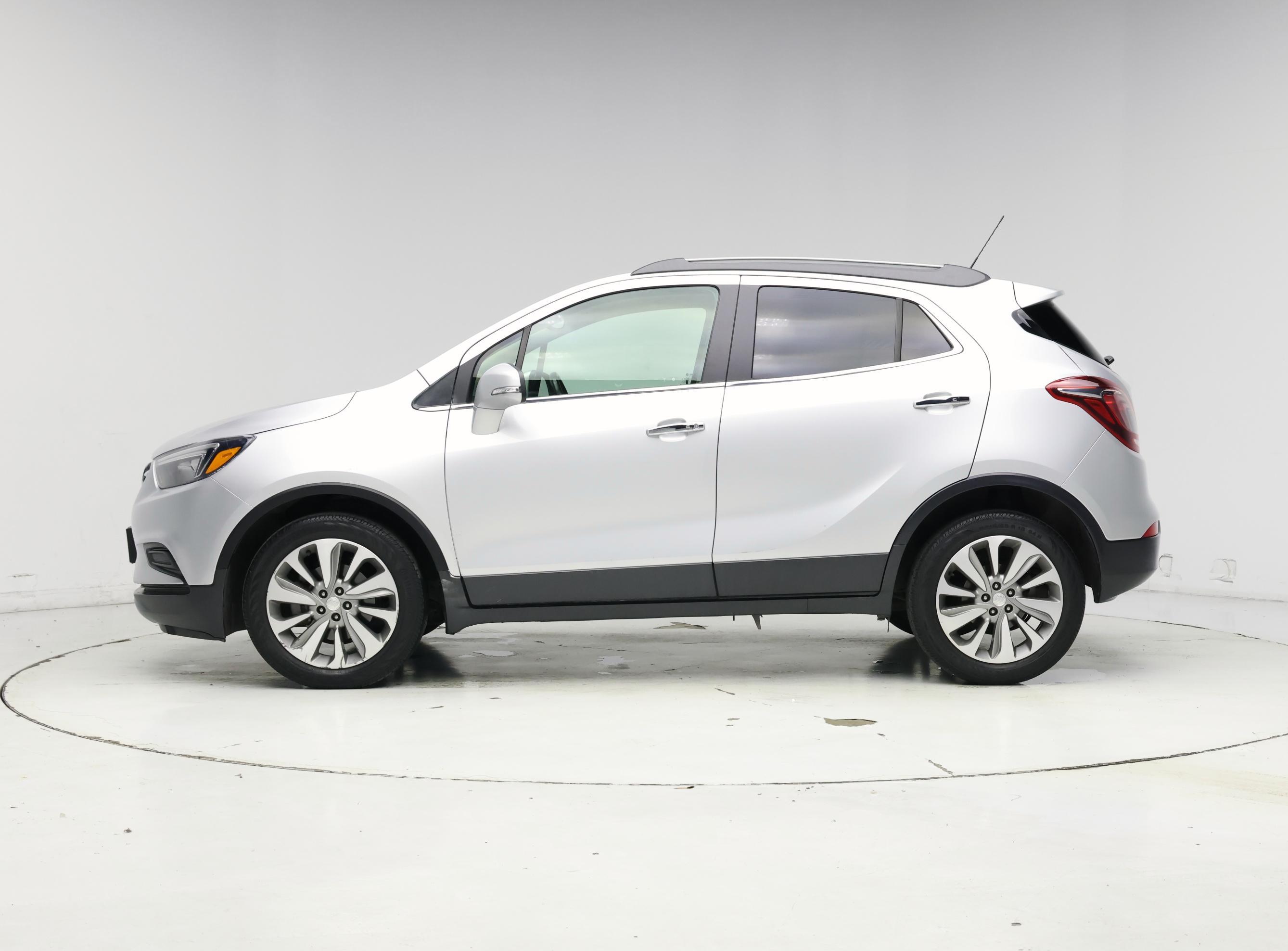 Thumbnail: 2019 Buick Encore - 3