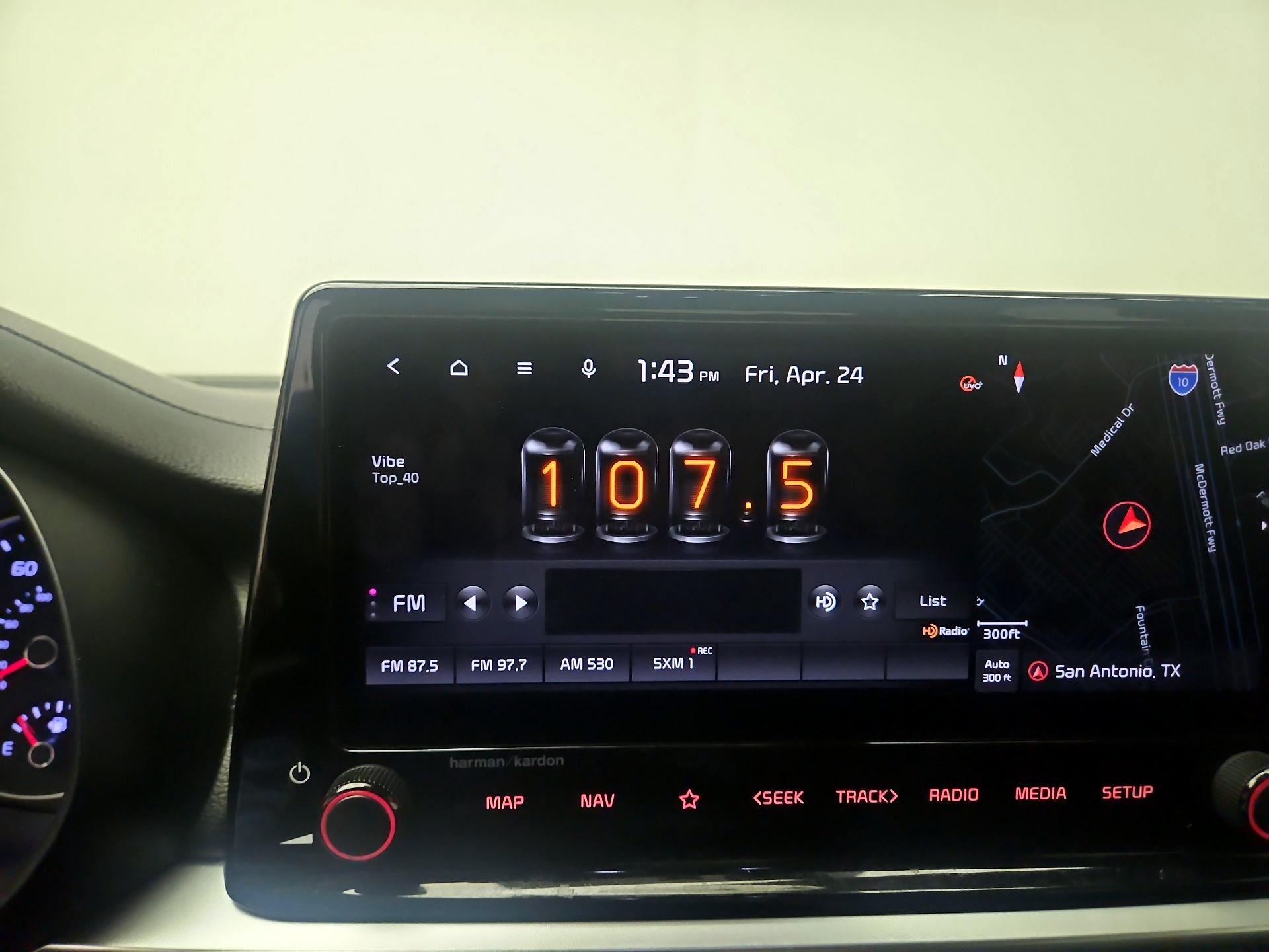 Thumbnail: 2022 Kia Forte - 16