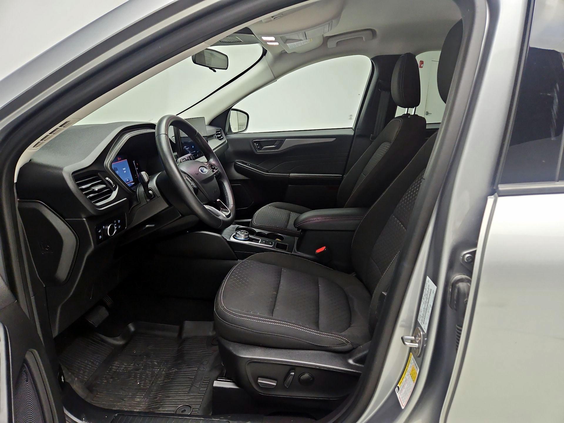 Thumbnail: 2023 Ford Escape - 11