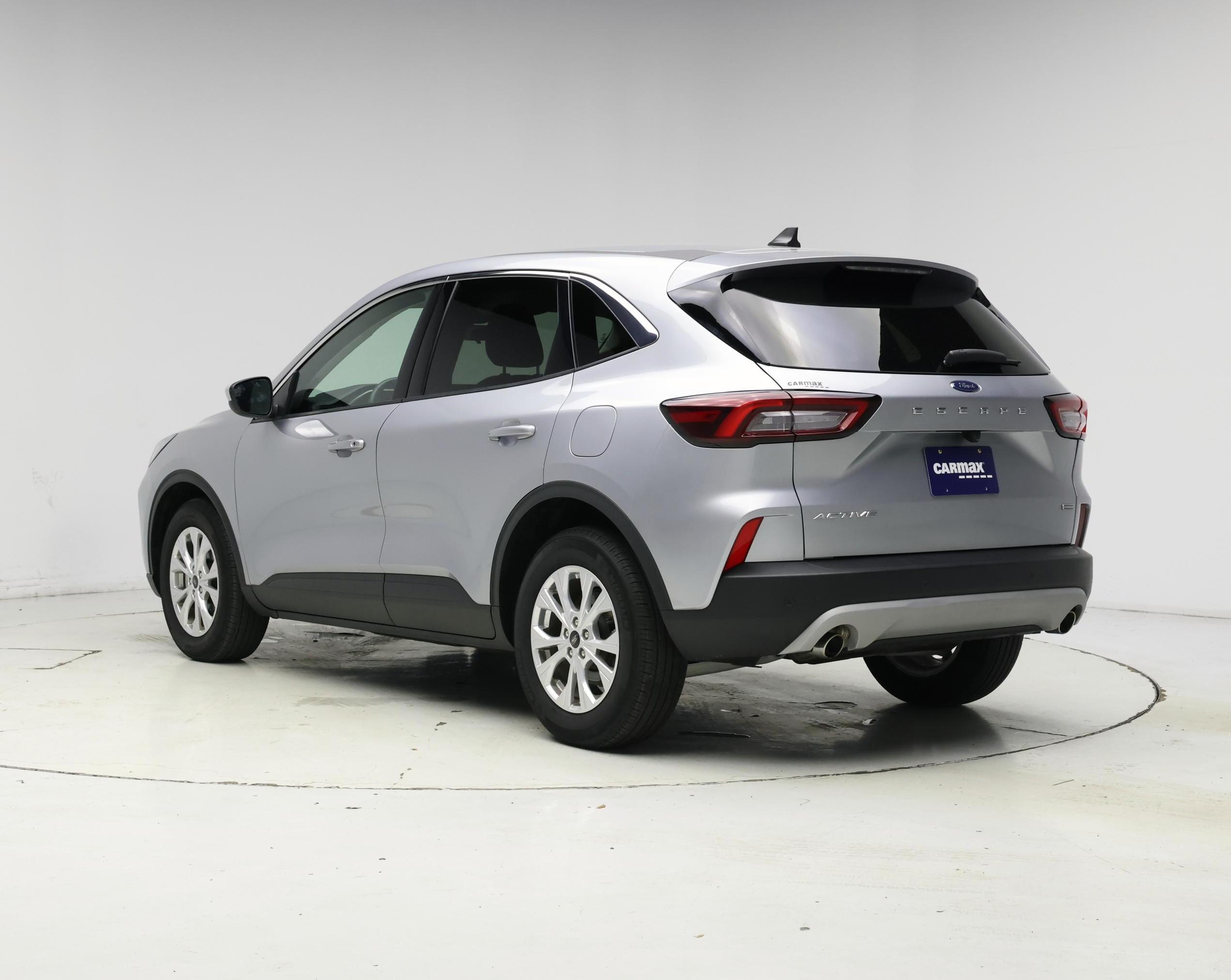 Thumbnail: 2023 Ford Escape - 2