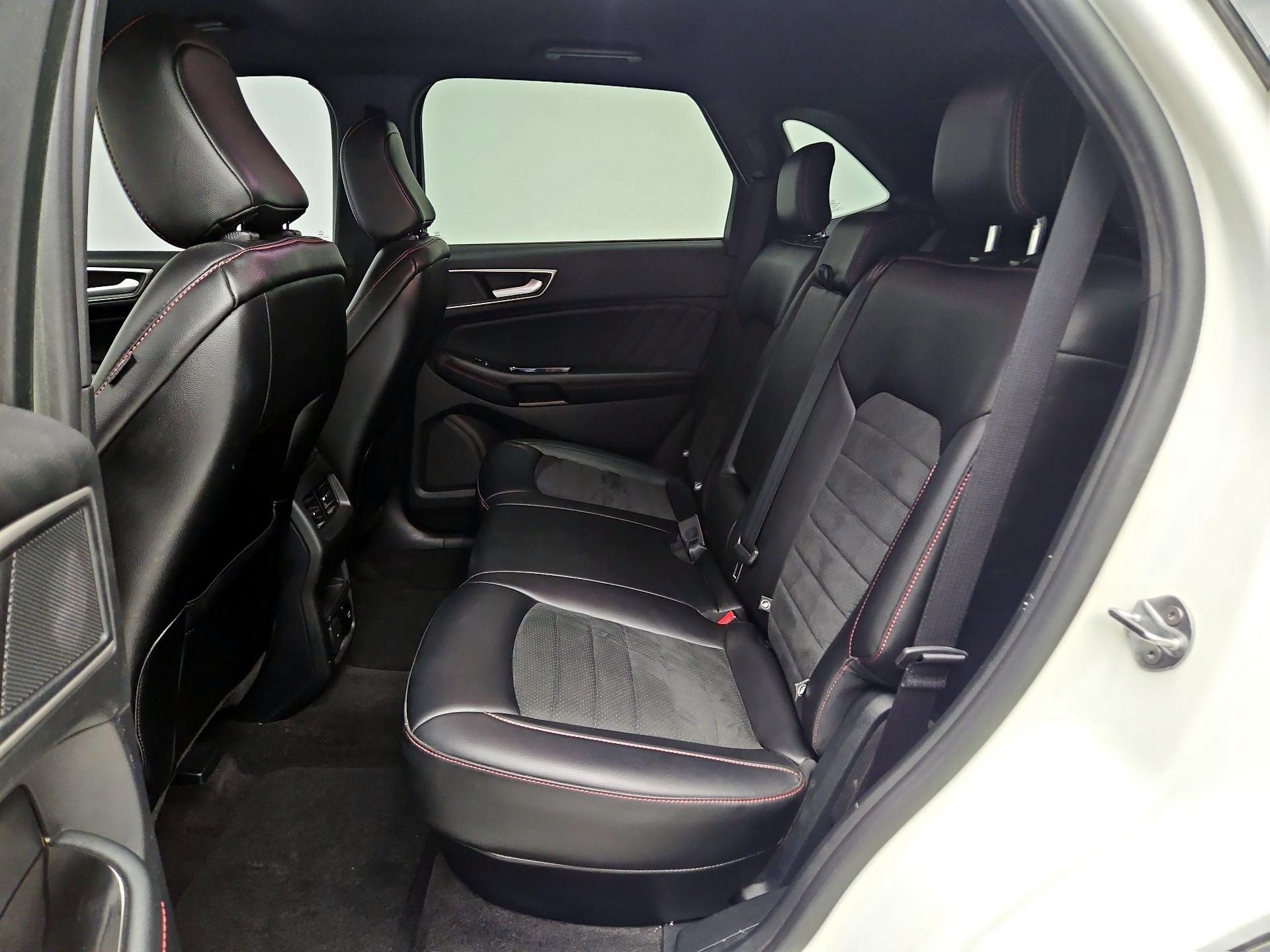 Thumbnail: 2020 Ford Edge - 20