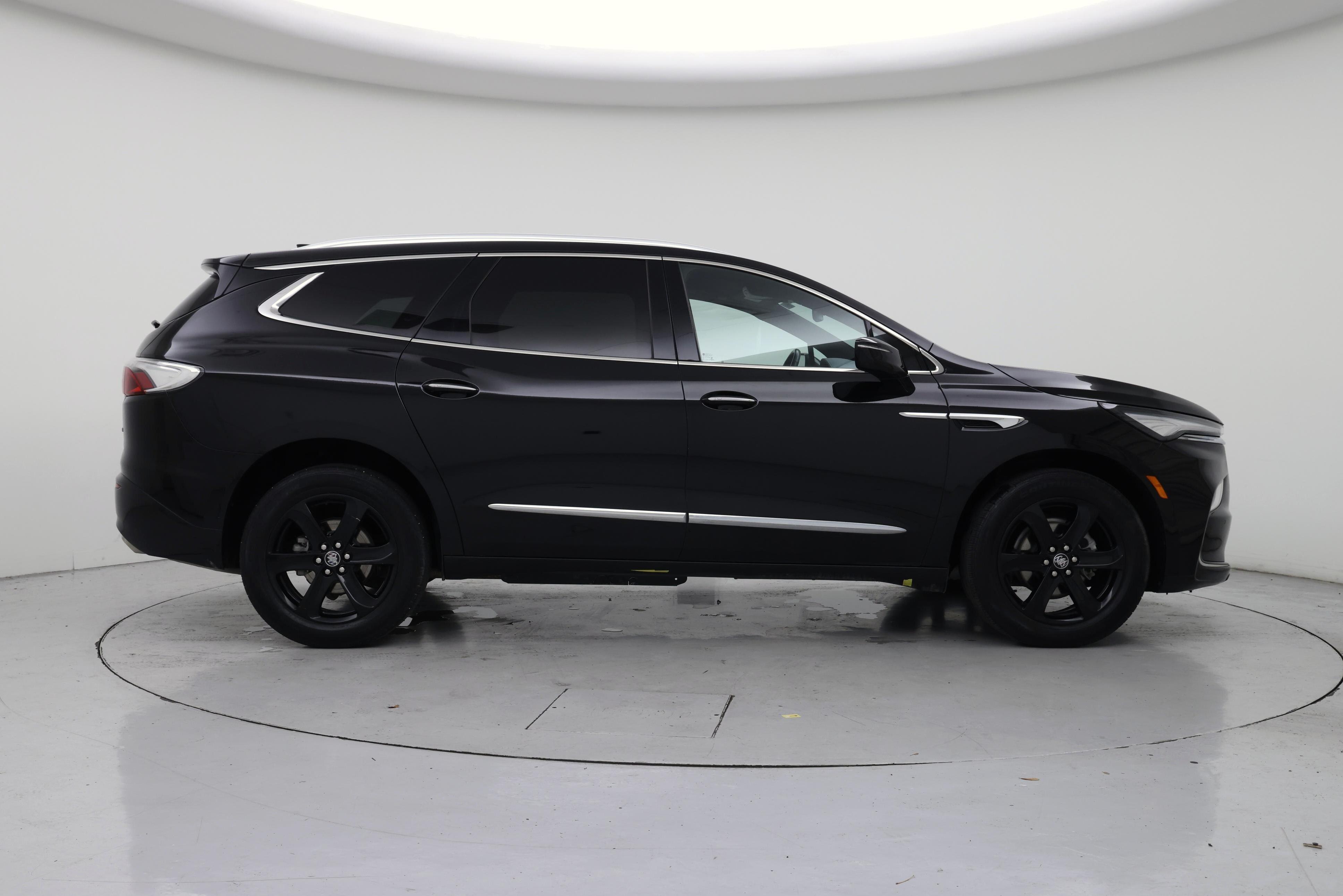 Thumbnail: 2023 Buick Enclave - 7