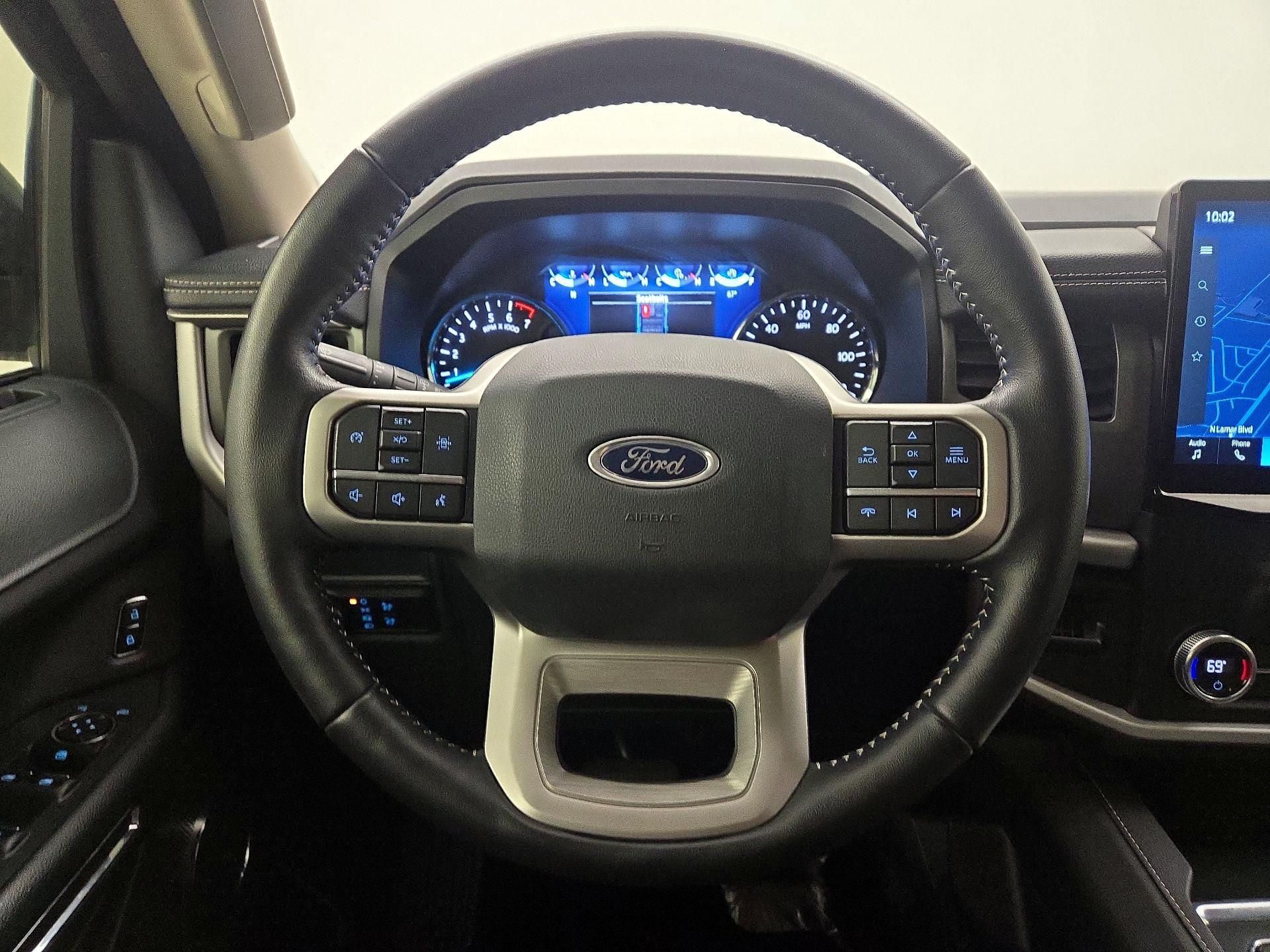 Thumbnail: 2023 Ford Expedition - 10