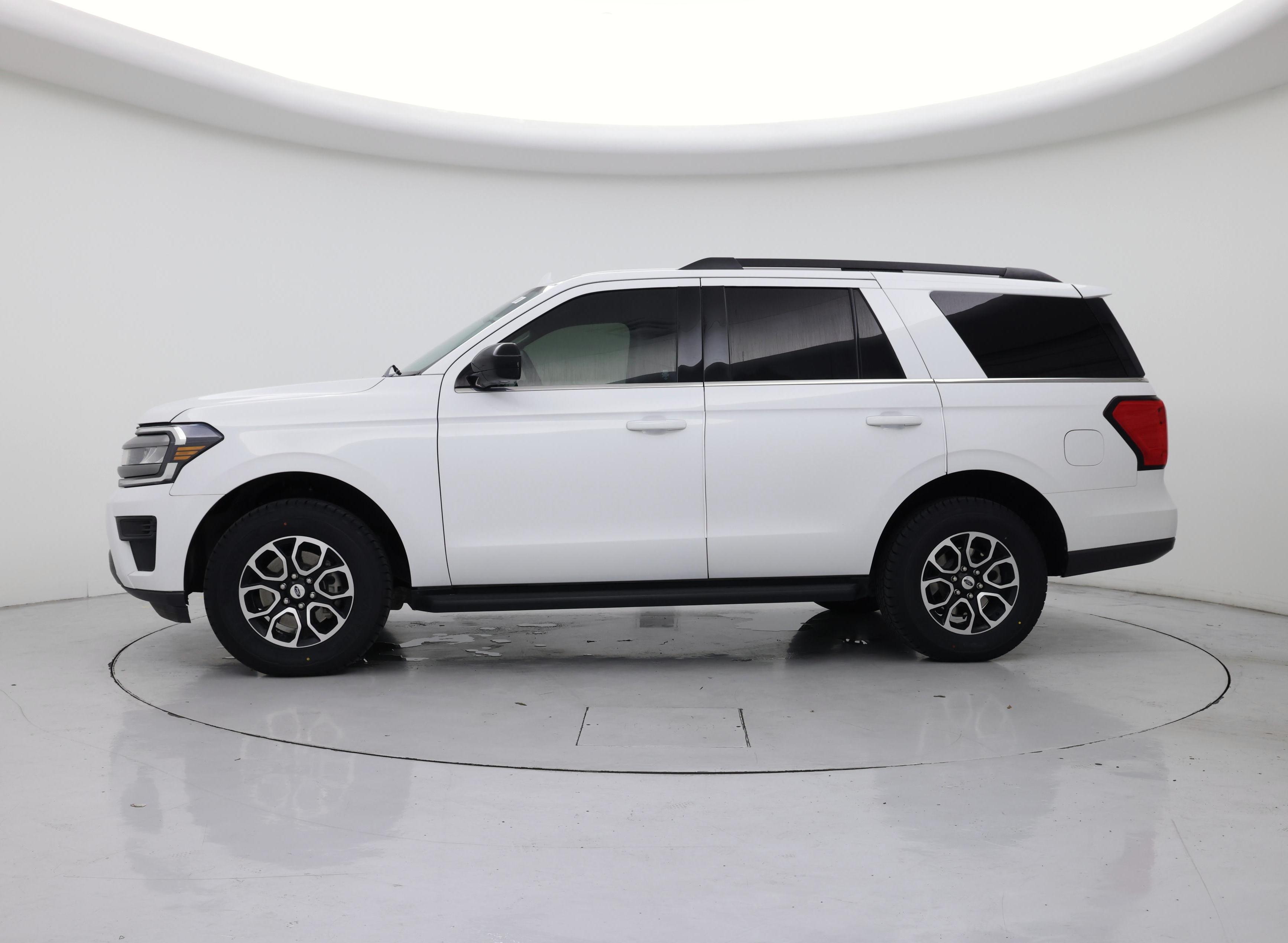 Thumbnail: 2023 Ford Expedition - 3