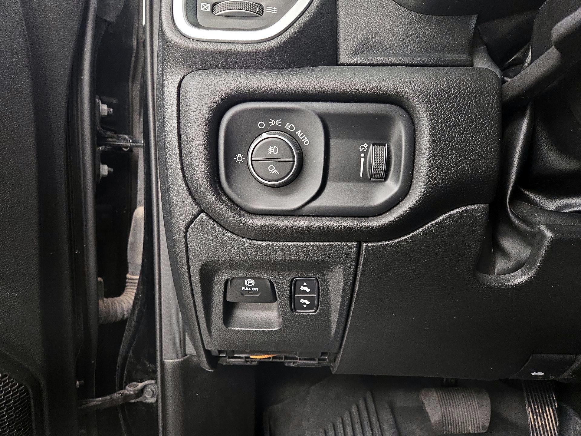 Thumbnail: 2023 RAM 1500 - 13