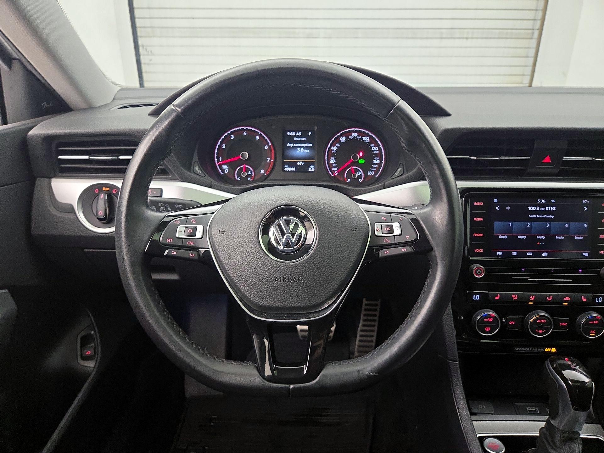 Thumbnail: 2020 Volkswagen Passat - 10