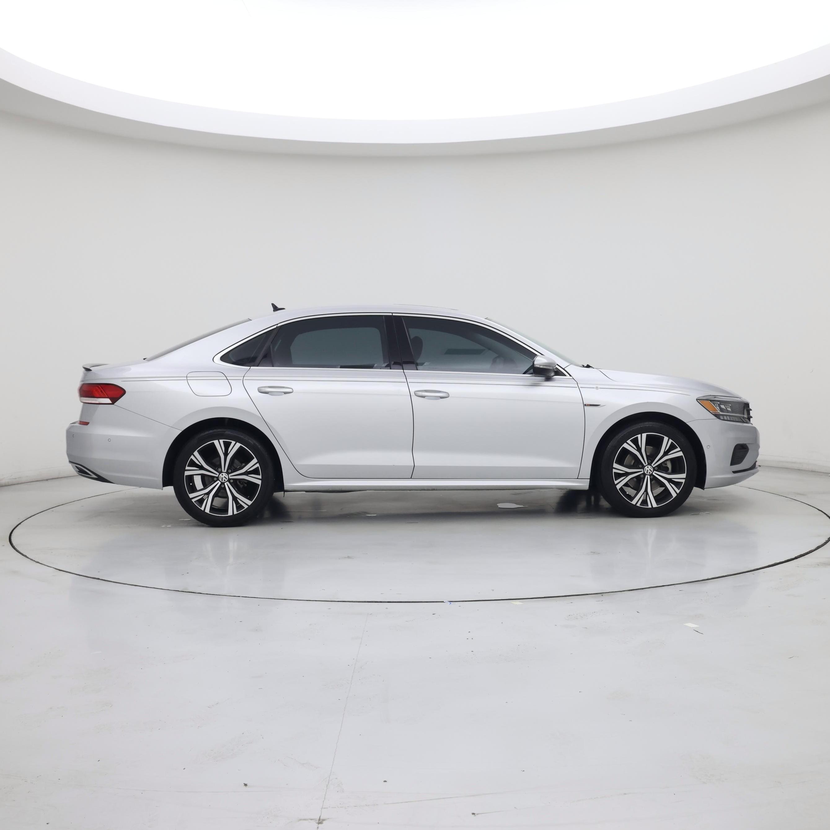 Thumbnail: 2020 Volkswagen Passat - 7