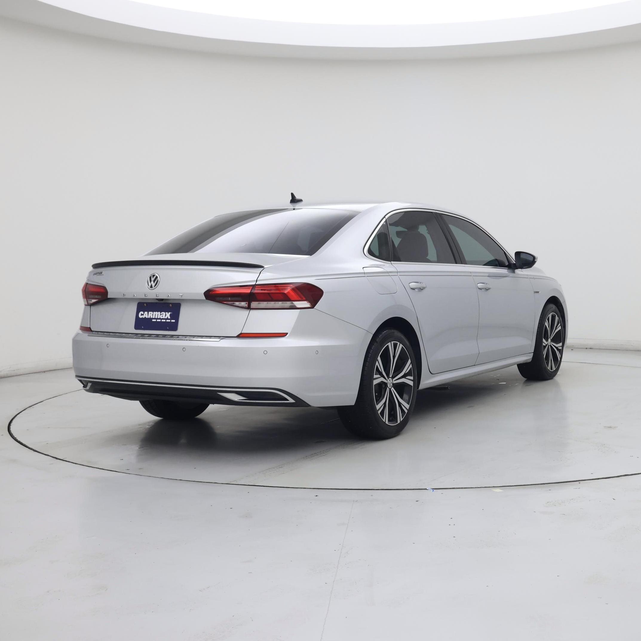 Thumbnail: 2020 Volkswagen Passat - 8