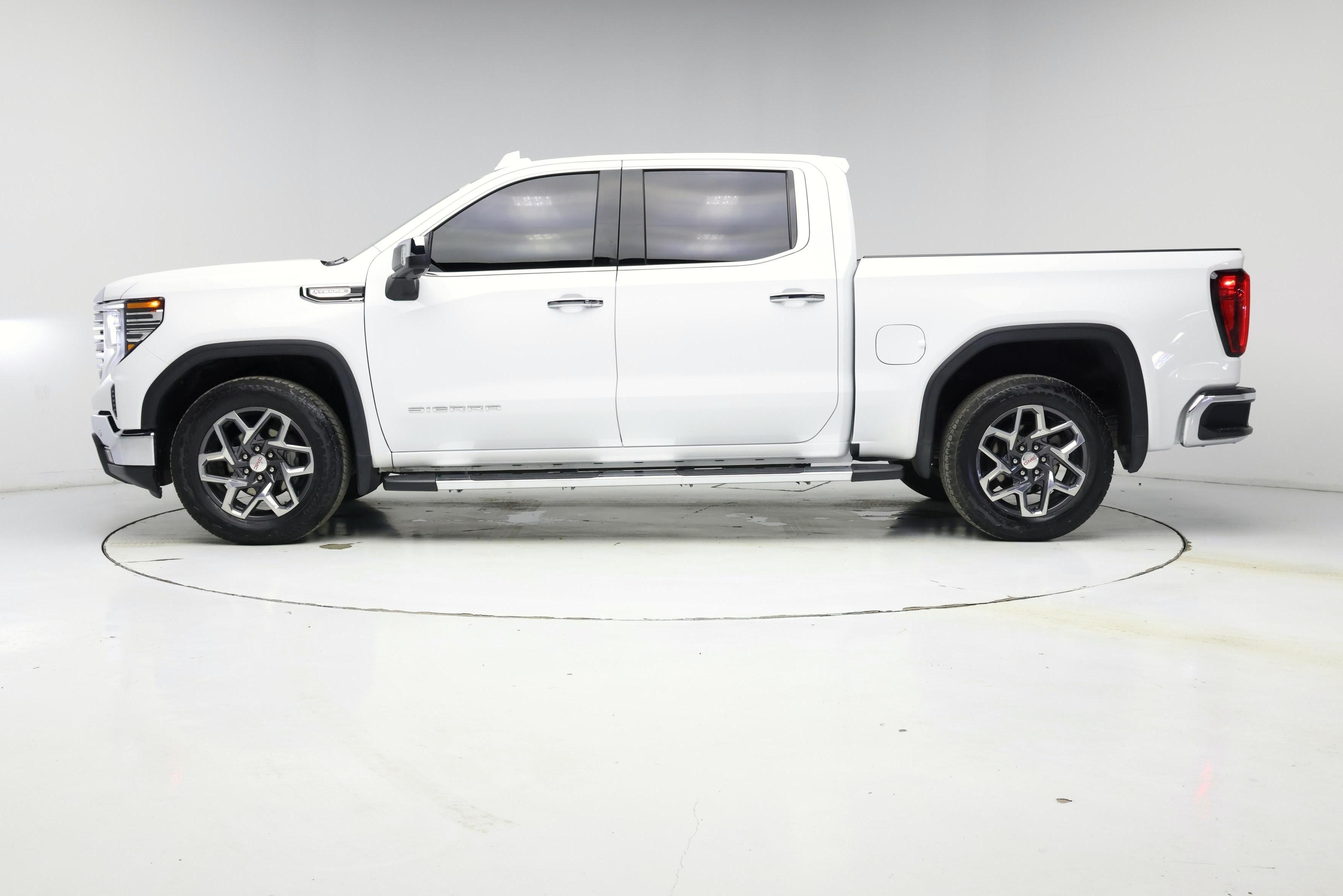 Thumbnail: 2024 GMC Sierra 1500 - 3