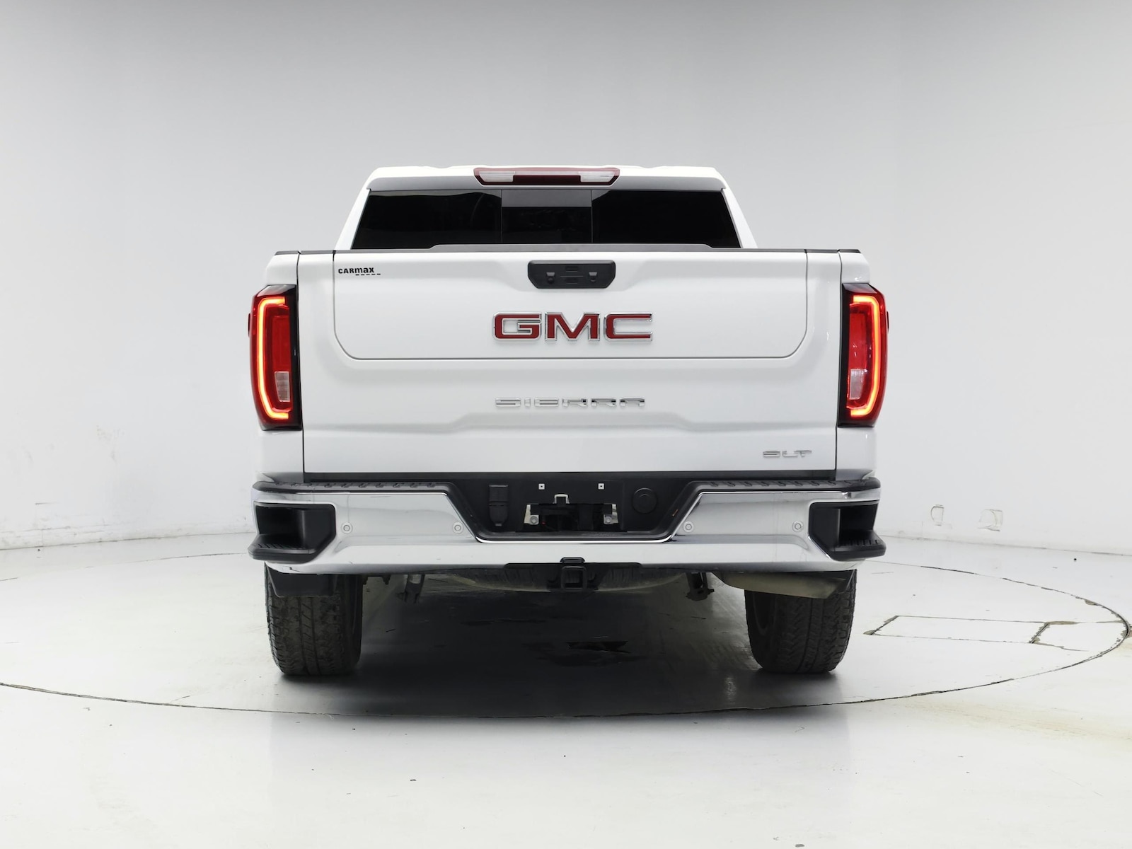 2024 GMC Sierra 1500 SLT - Photo 7