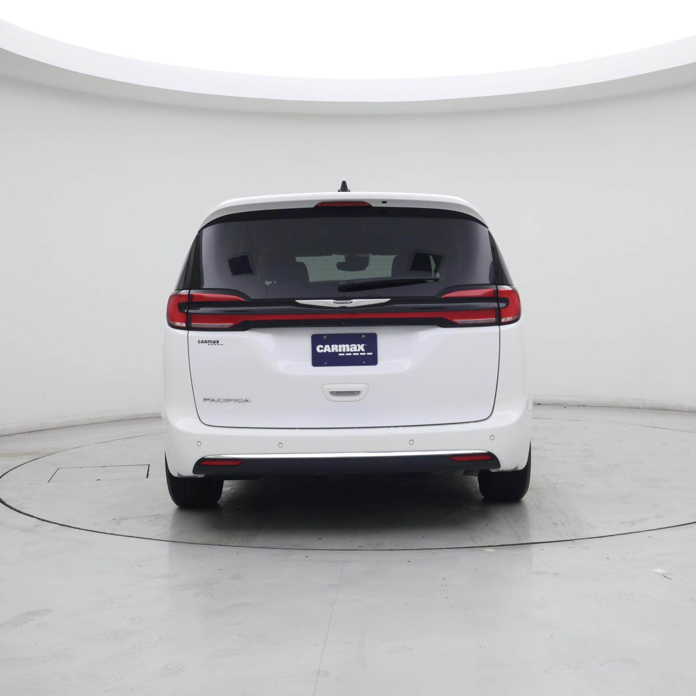 Thumbnail: 2024 Chrysler Pacifica - 6