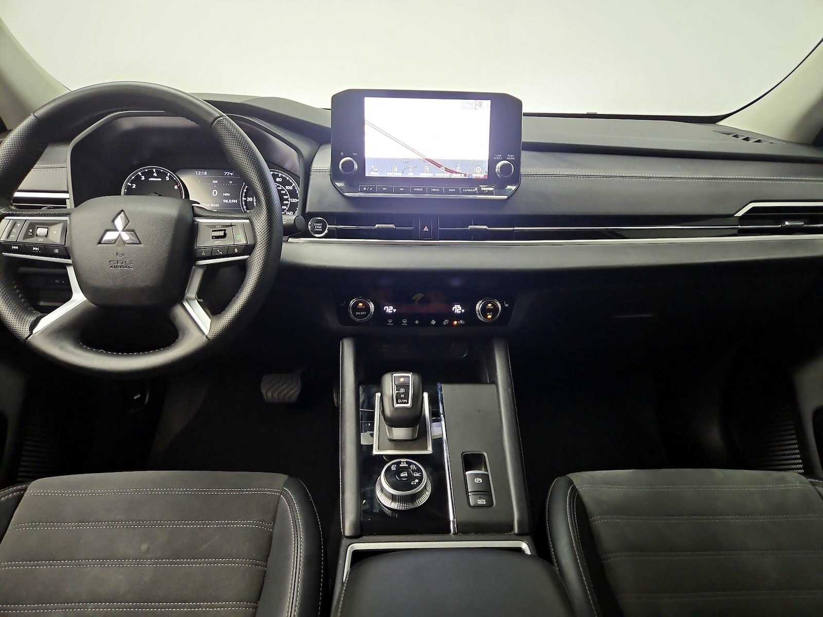 2024 Mitsubishi Outlander SE - Photo 10