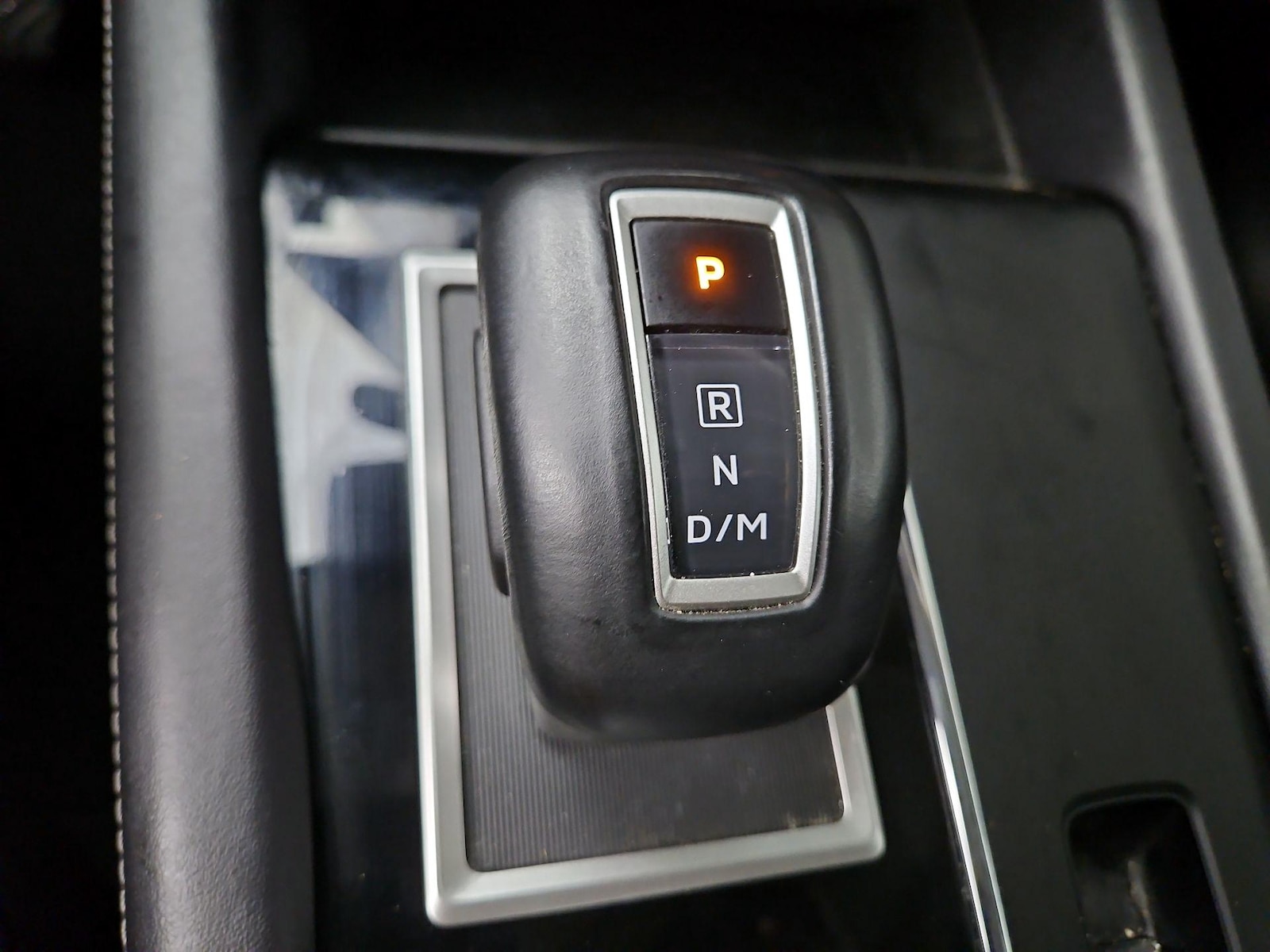 2024 Mitsubishi Outlander SE - Photo 19