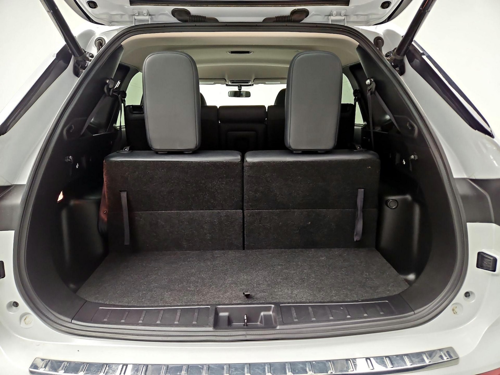 2024 Mitsubishi Outlander SE - Photo 23